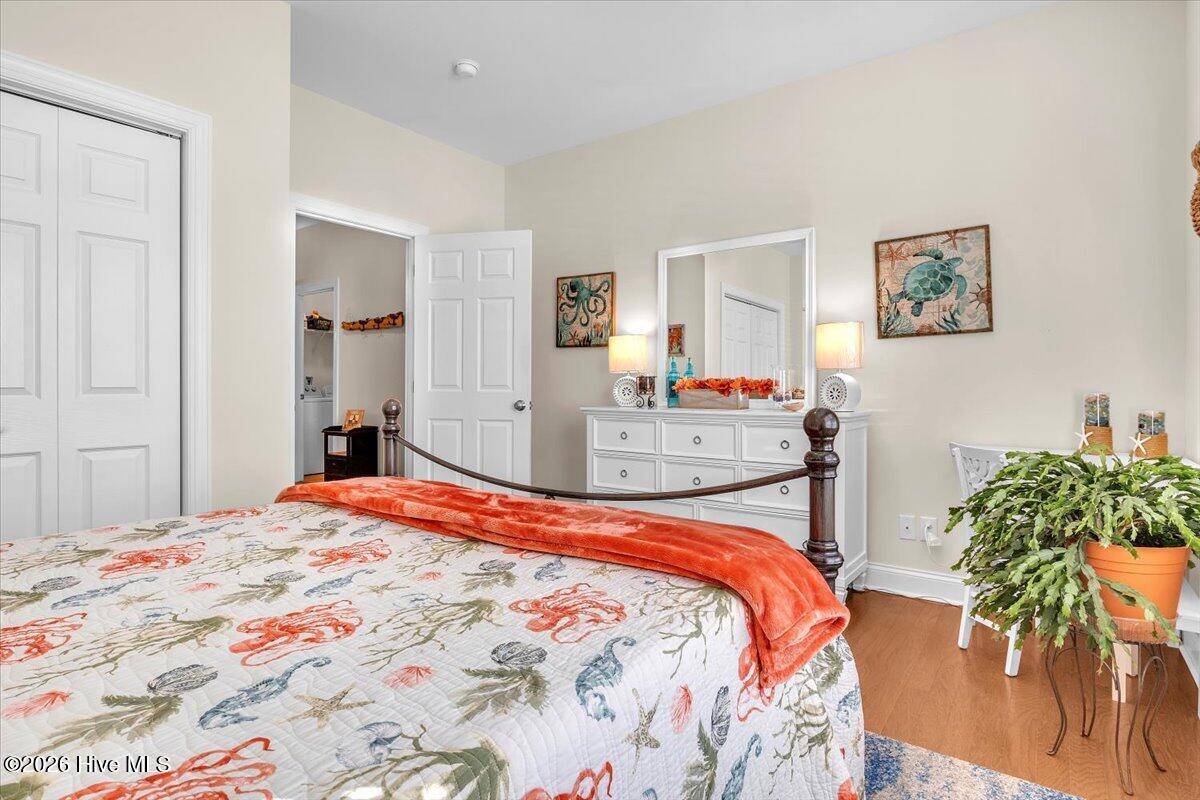 100549972 | Photo 40