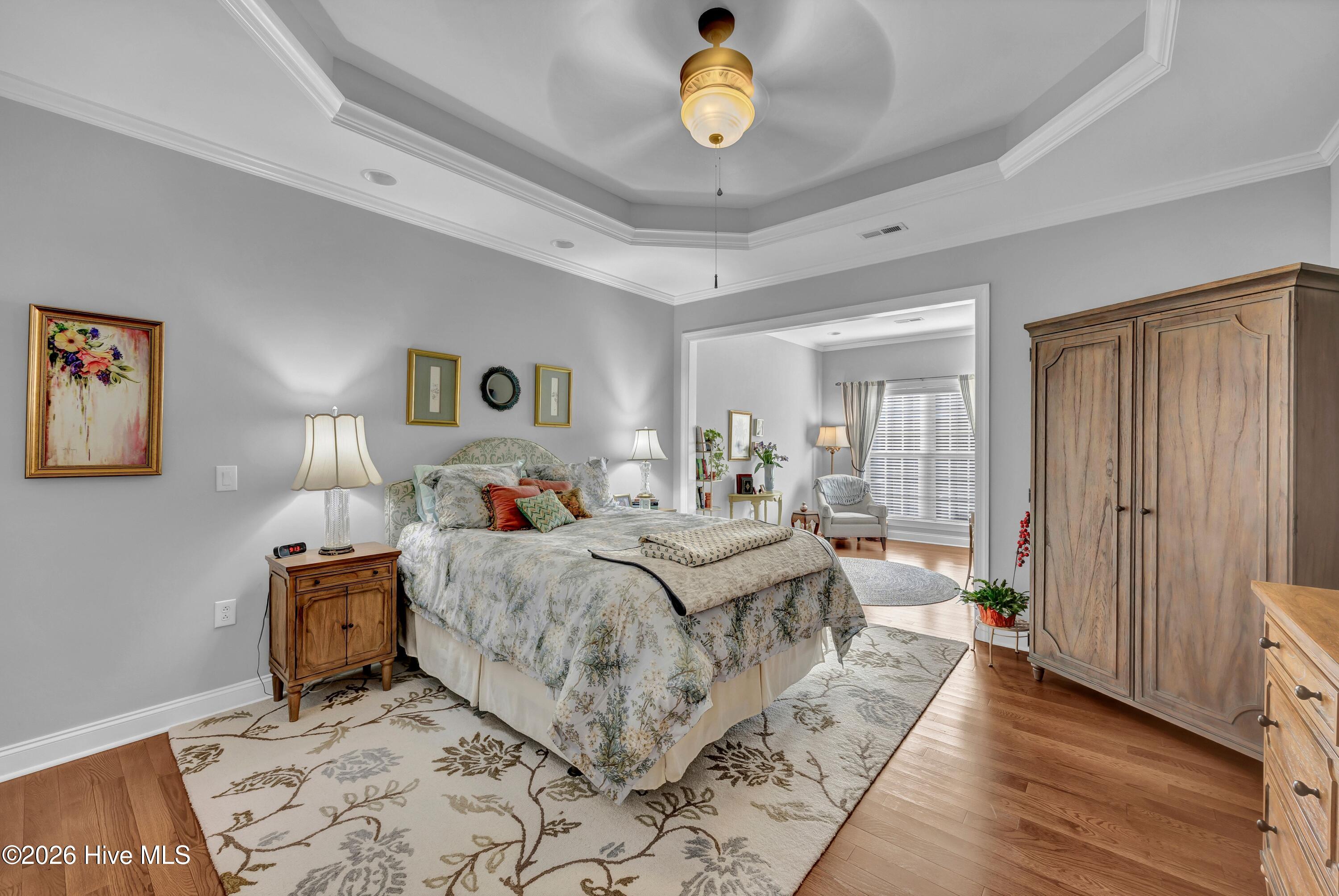 100550306 | Photo 12