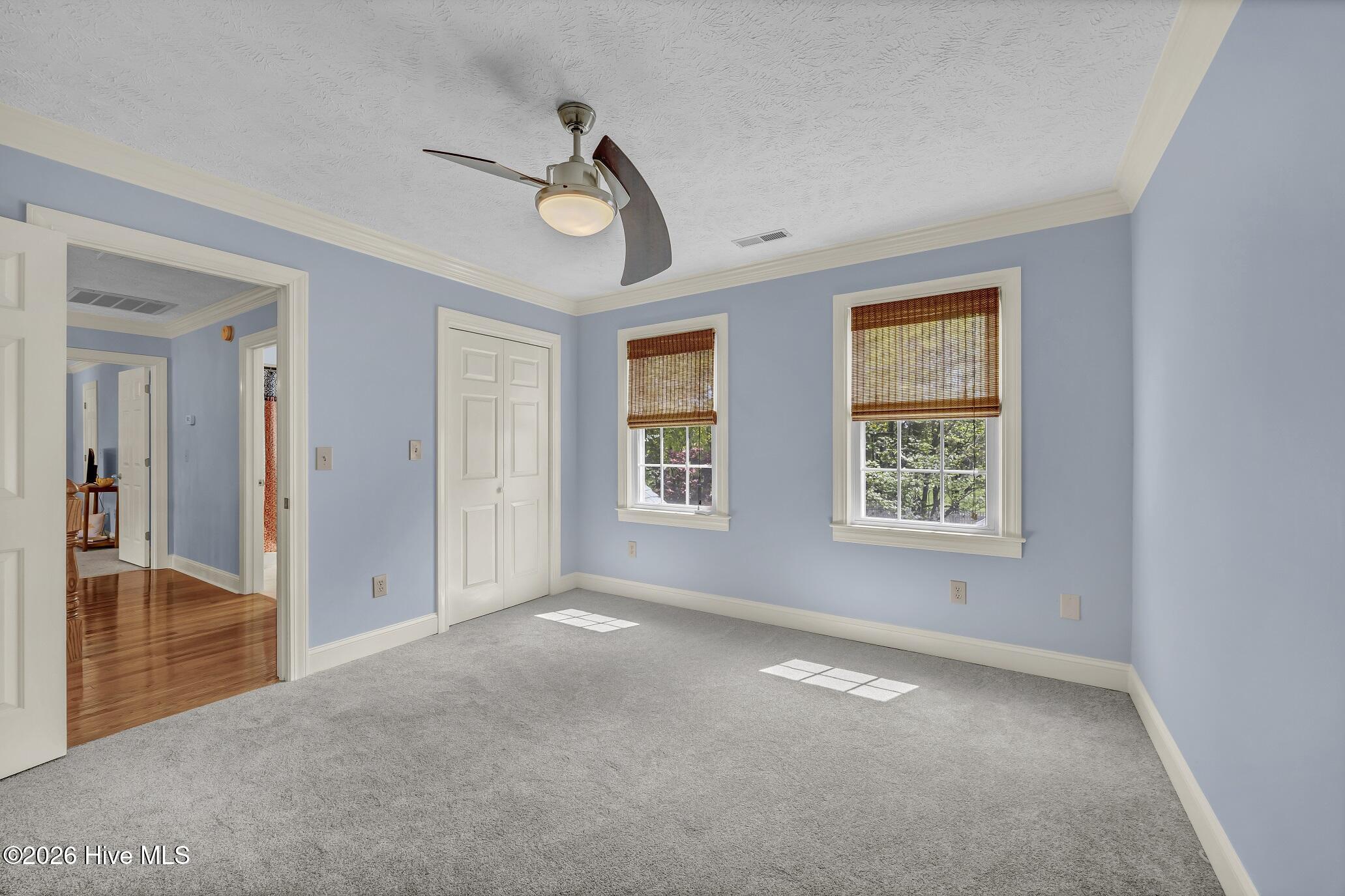 100565021 | Photo 20