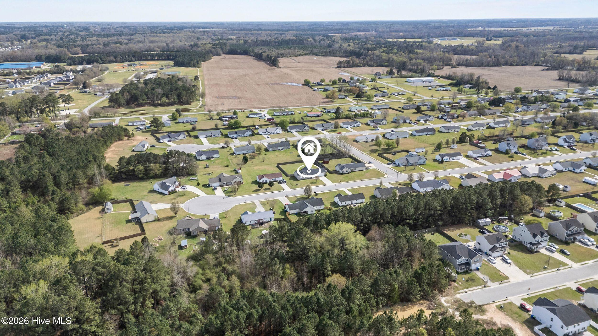 100564039 | Photo 47