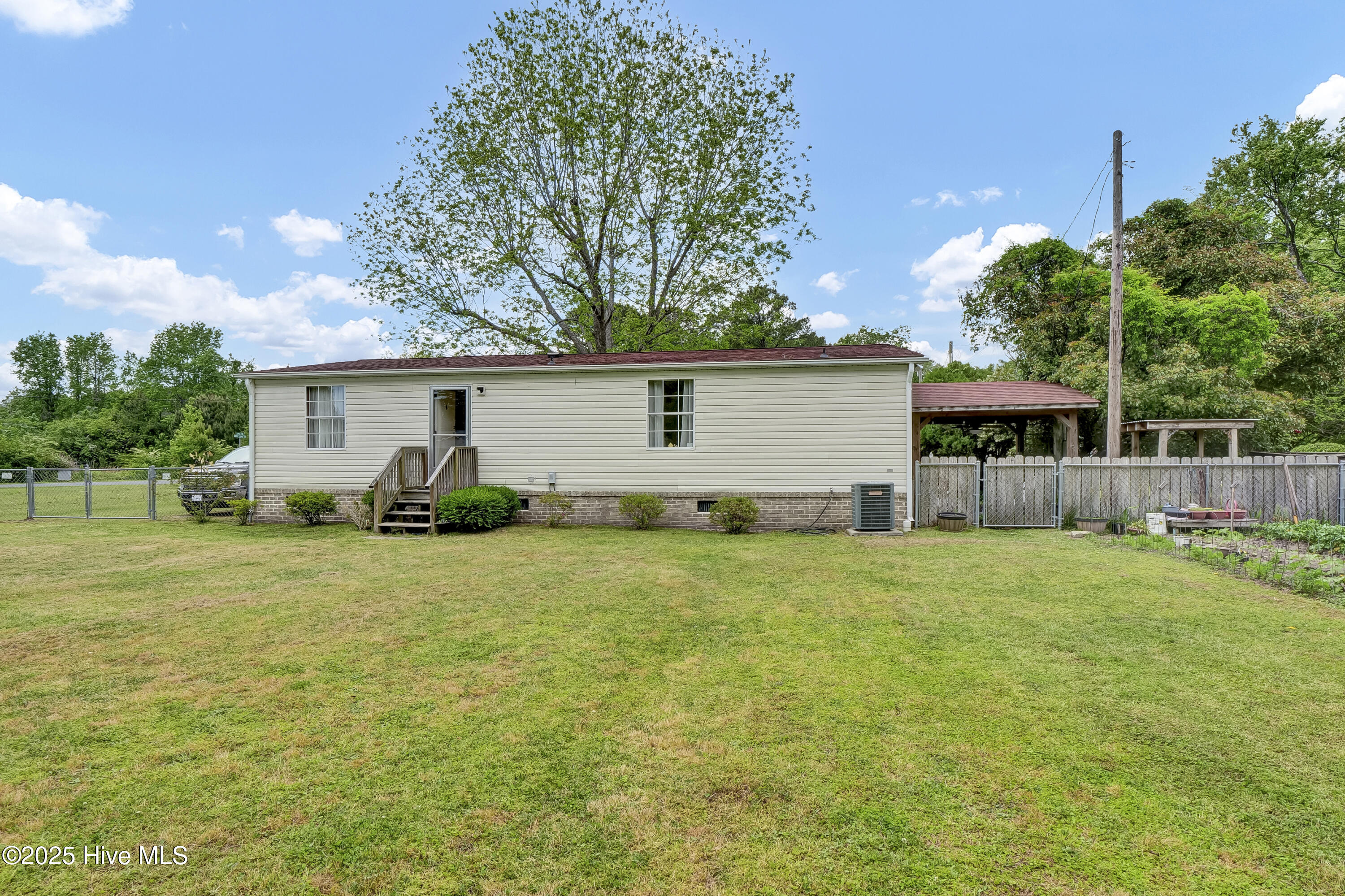 100503942 | Photo 20