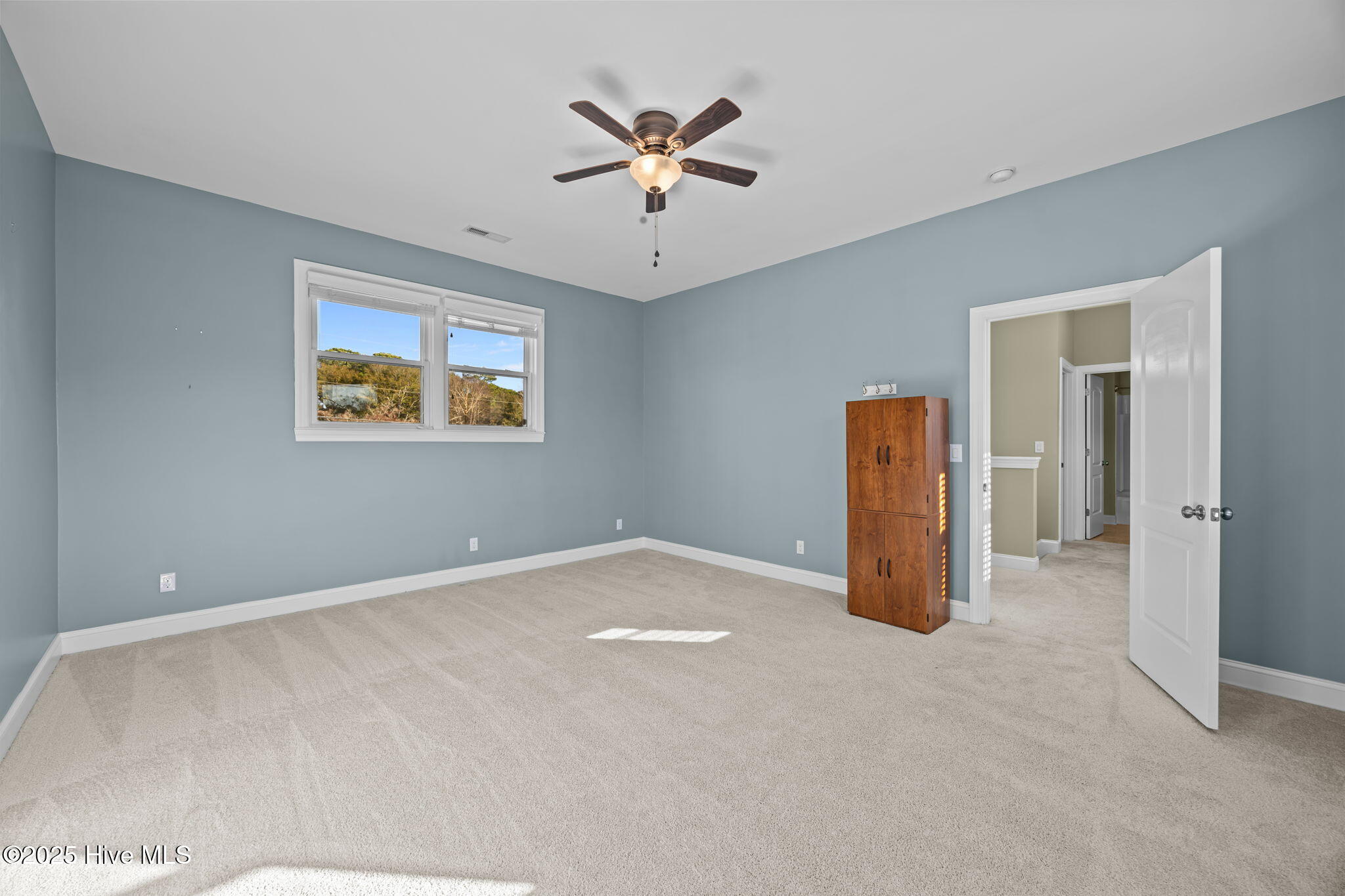 100546407 | Photo 30