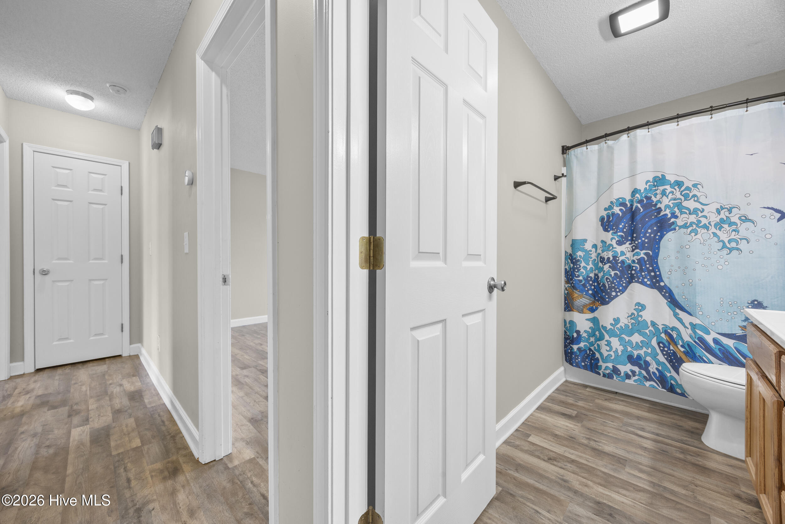 100564039 | Photo 12