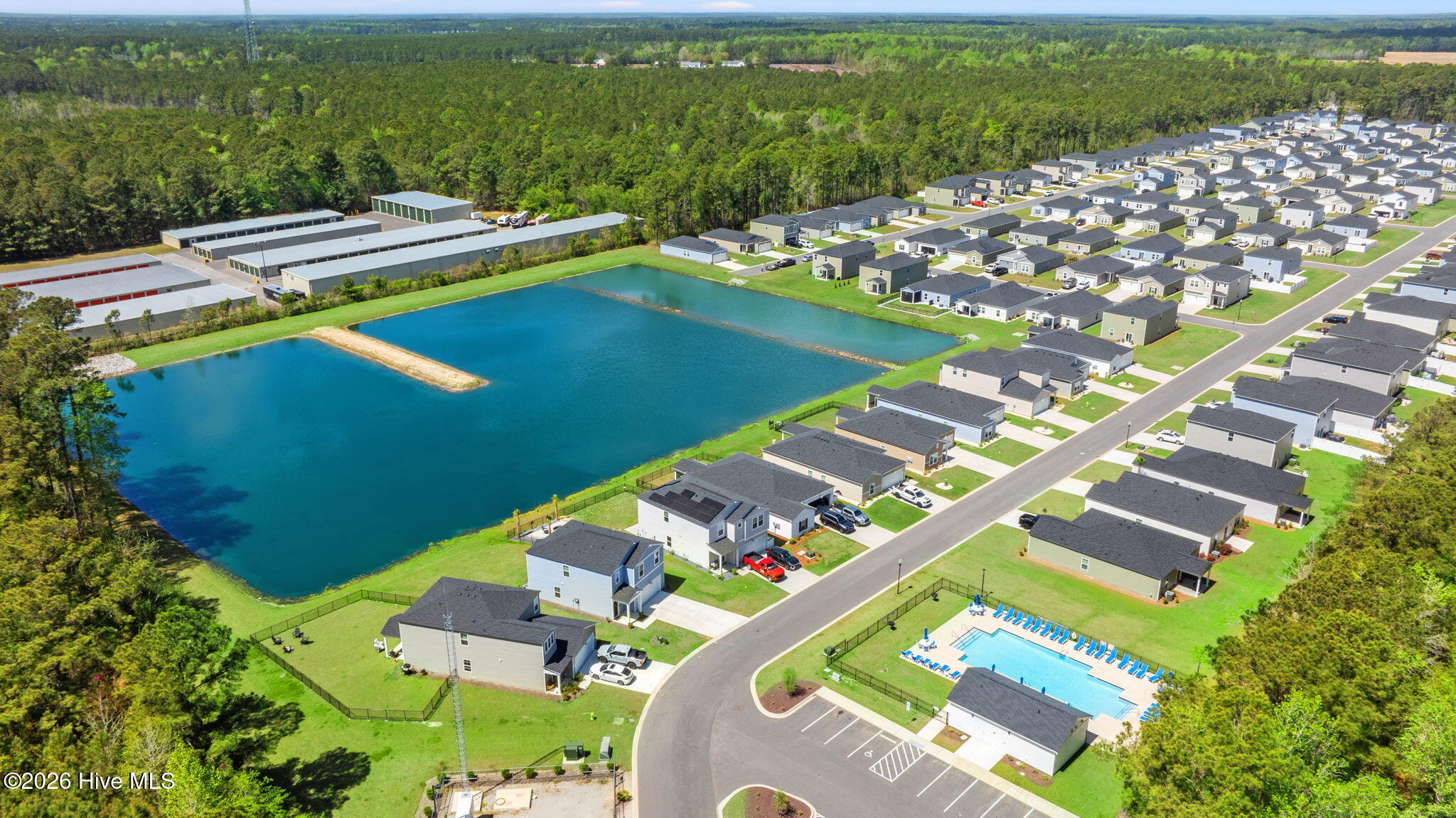 100566153 | Photo 54