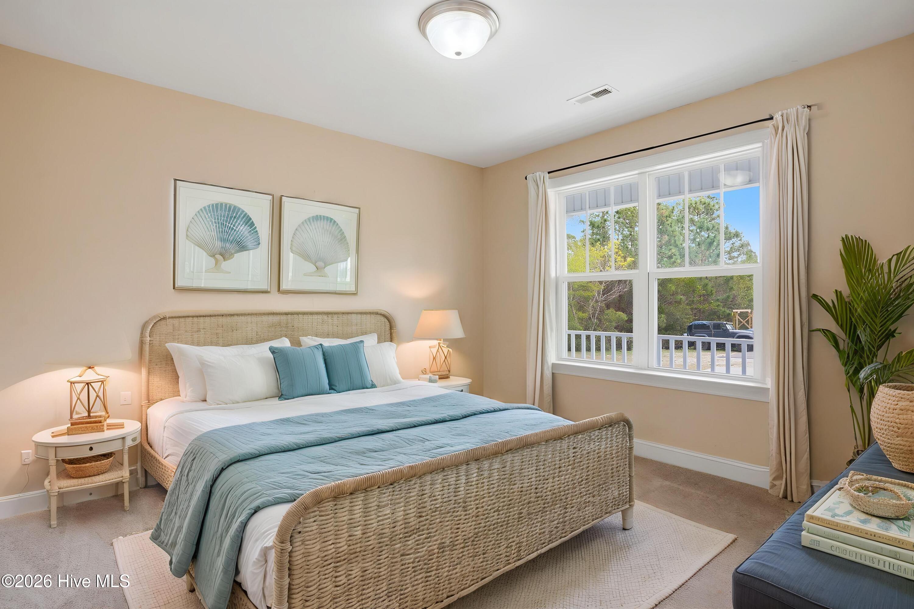 100564598 | Photo 21