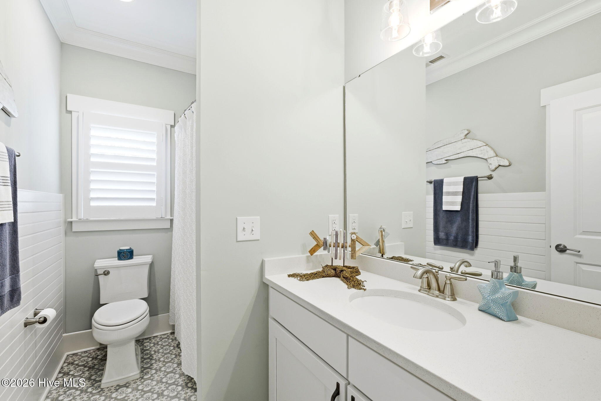 100562924 | Photo 17