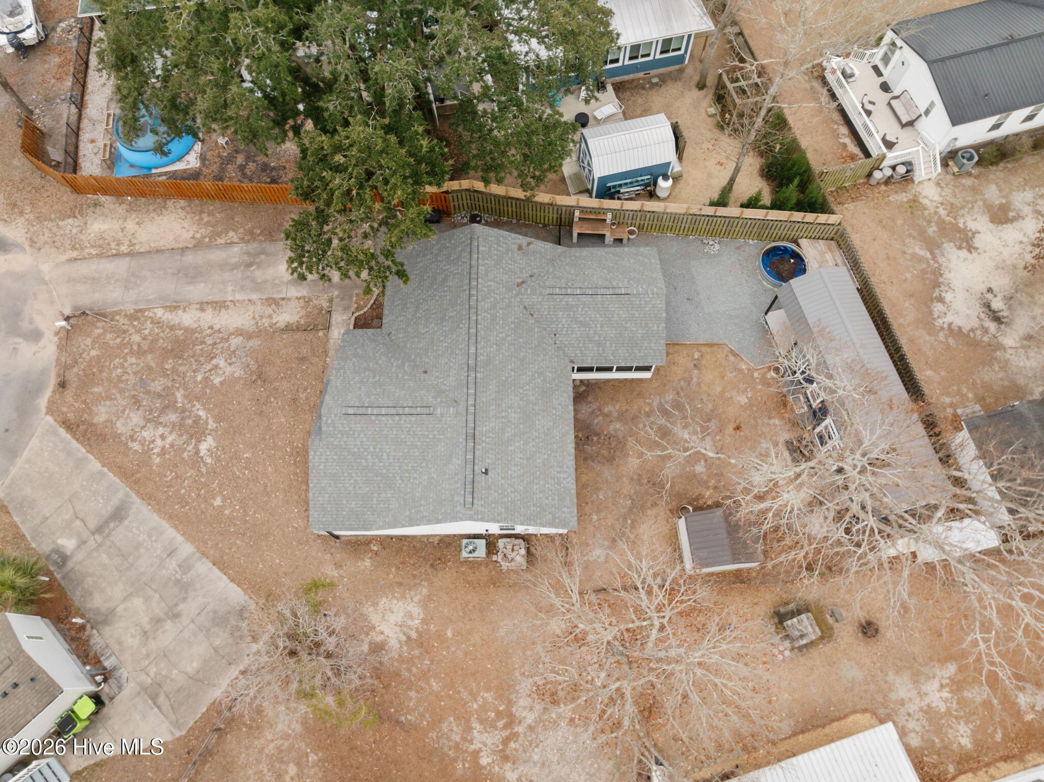 100556265 | Photo 41