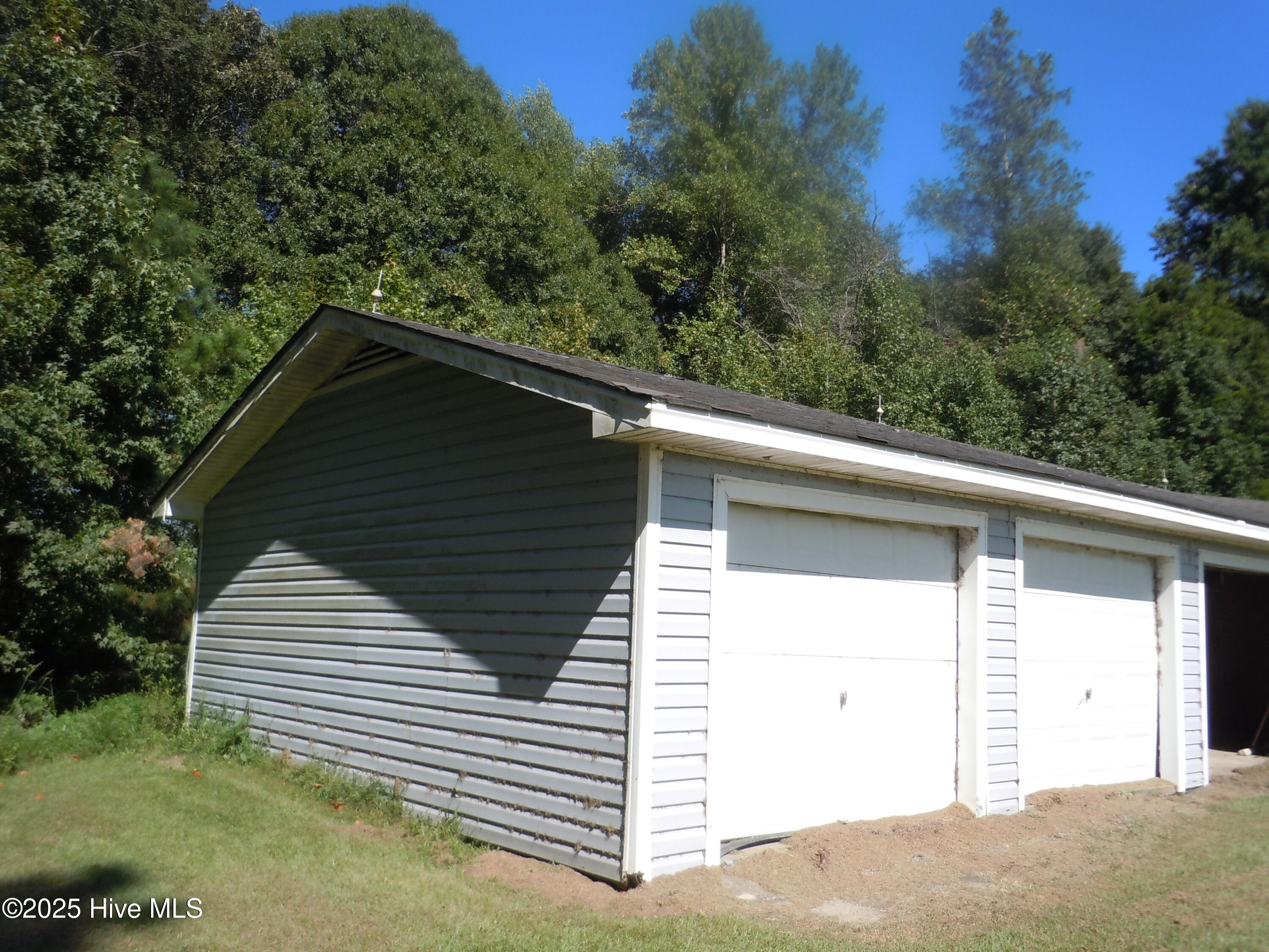 100528671 | Photo 58