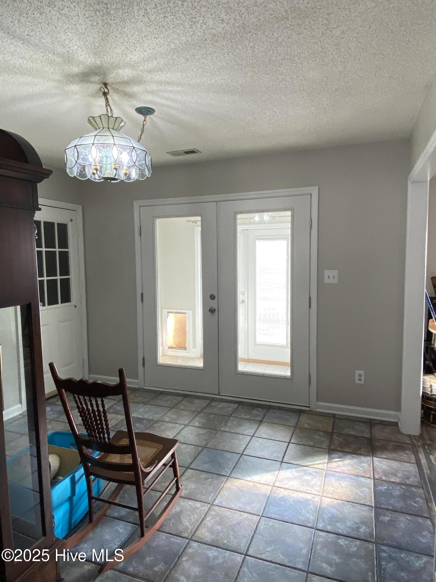 100545047 | Photo 22