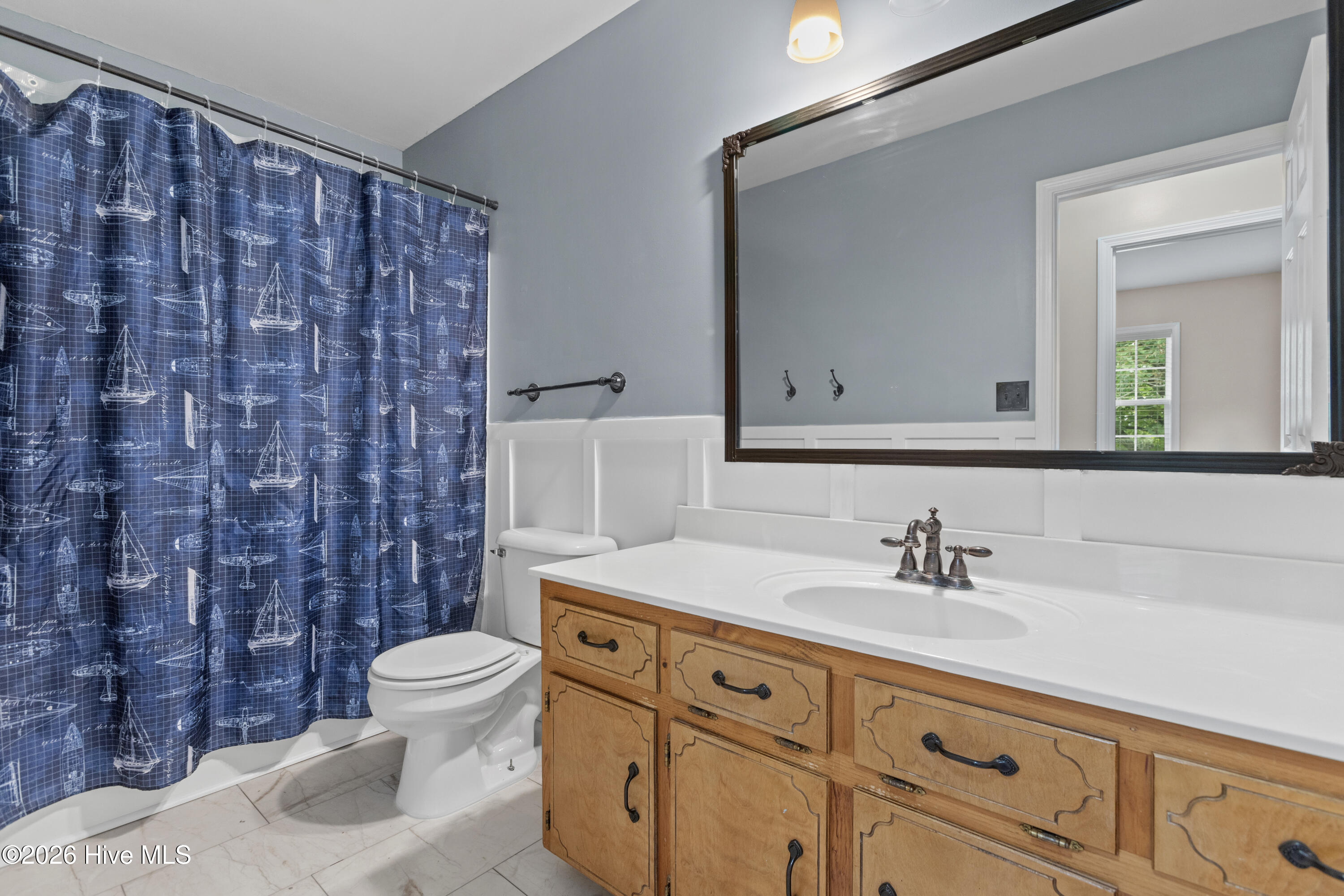 100562403 | Photo 17