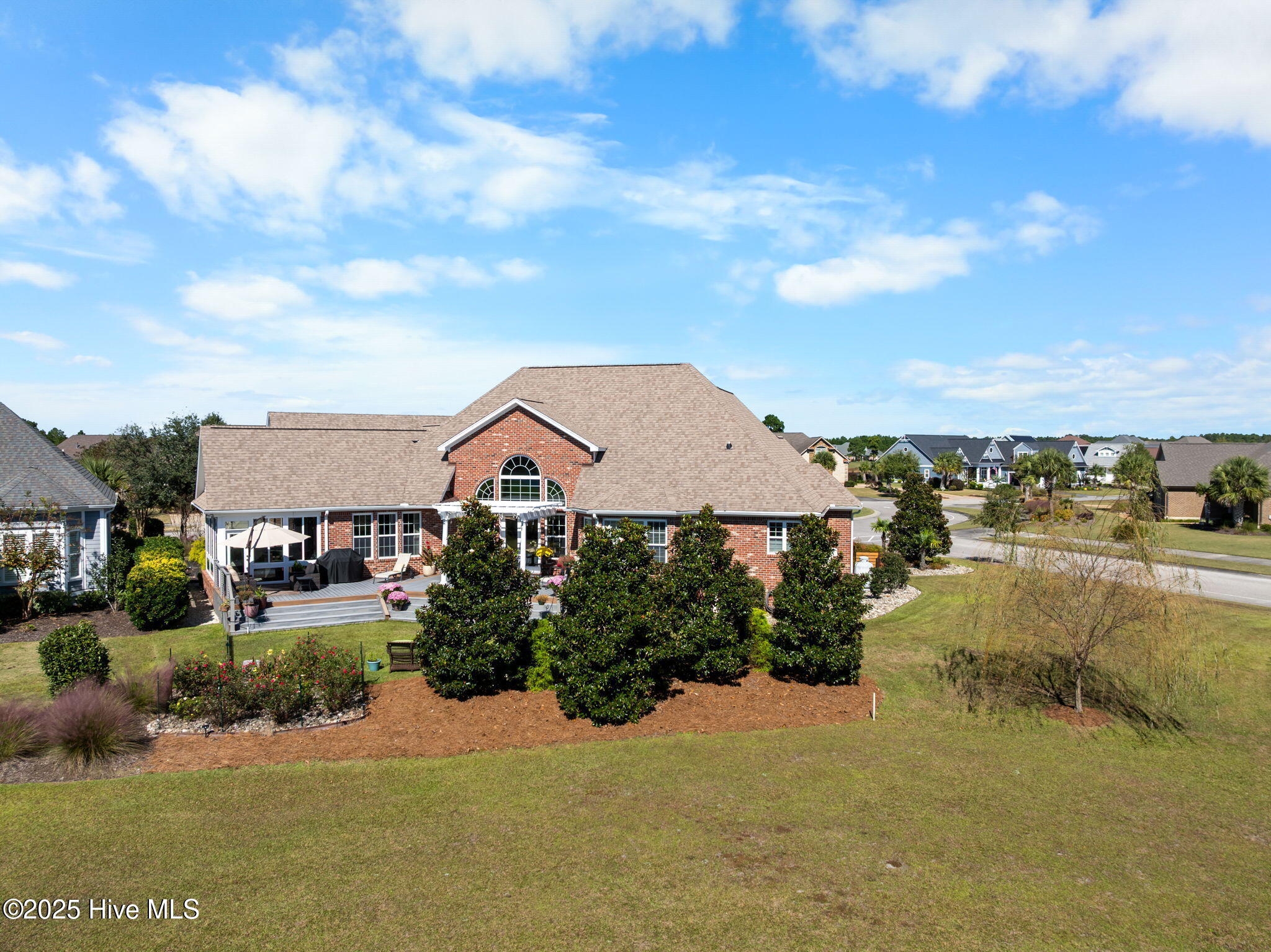 100544684 | Photo 85