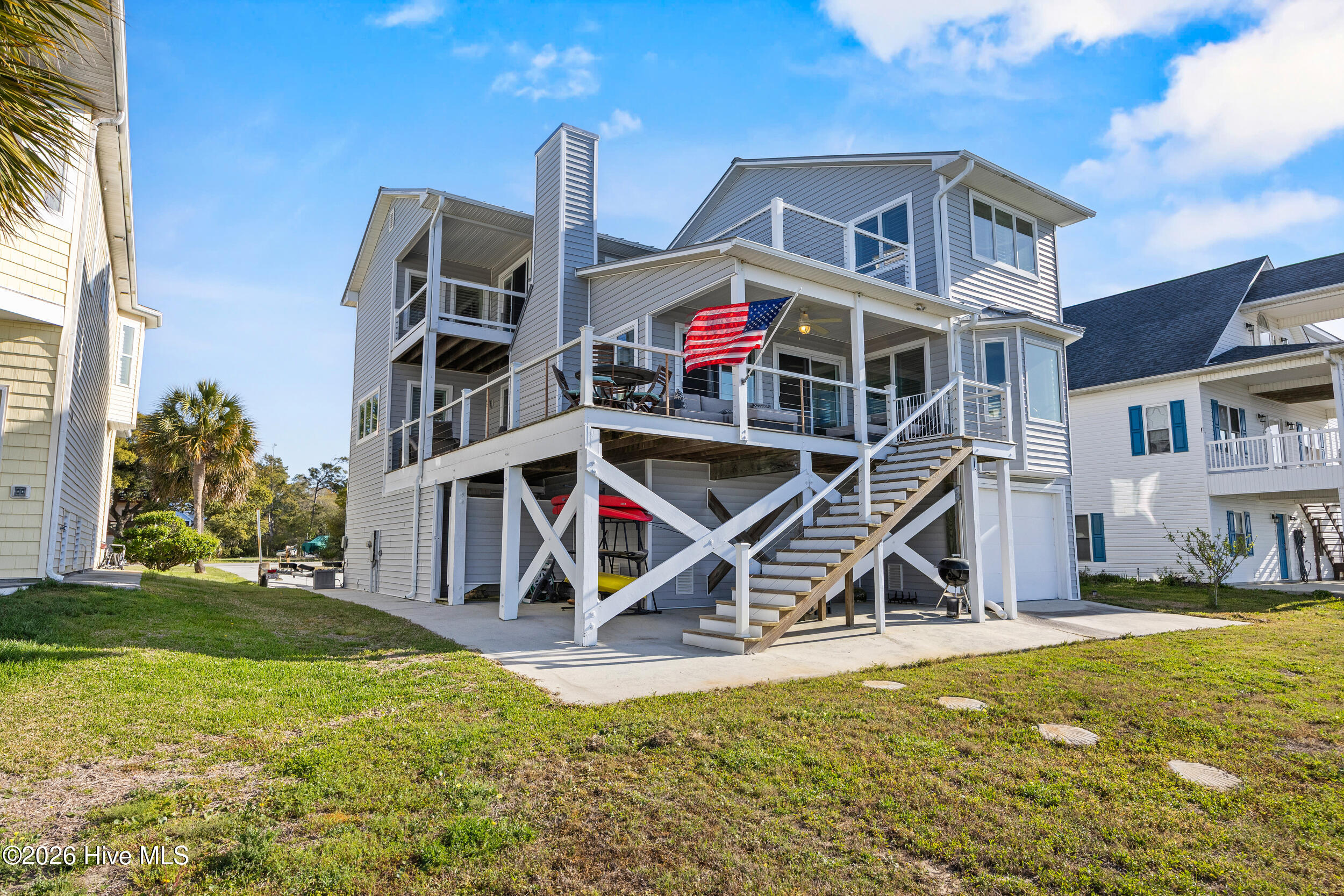 100564811 | Photo 65