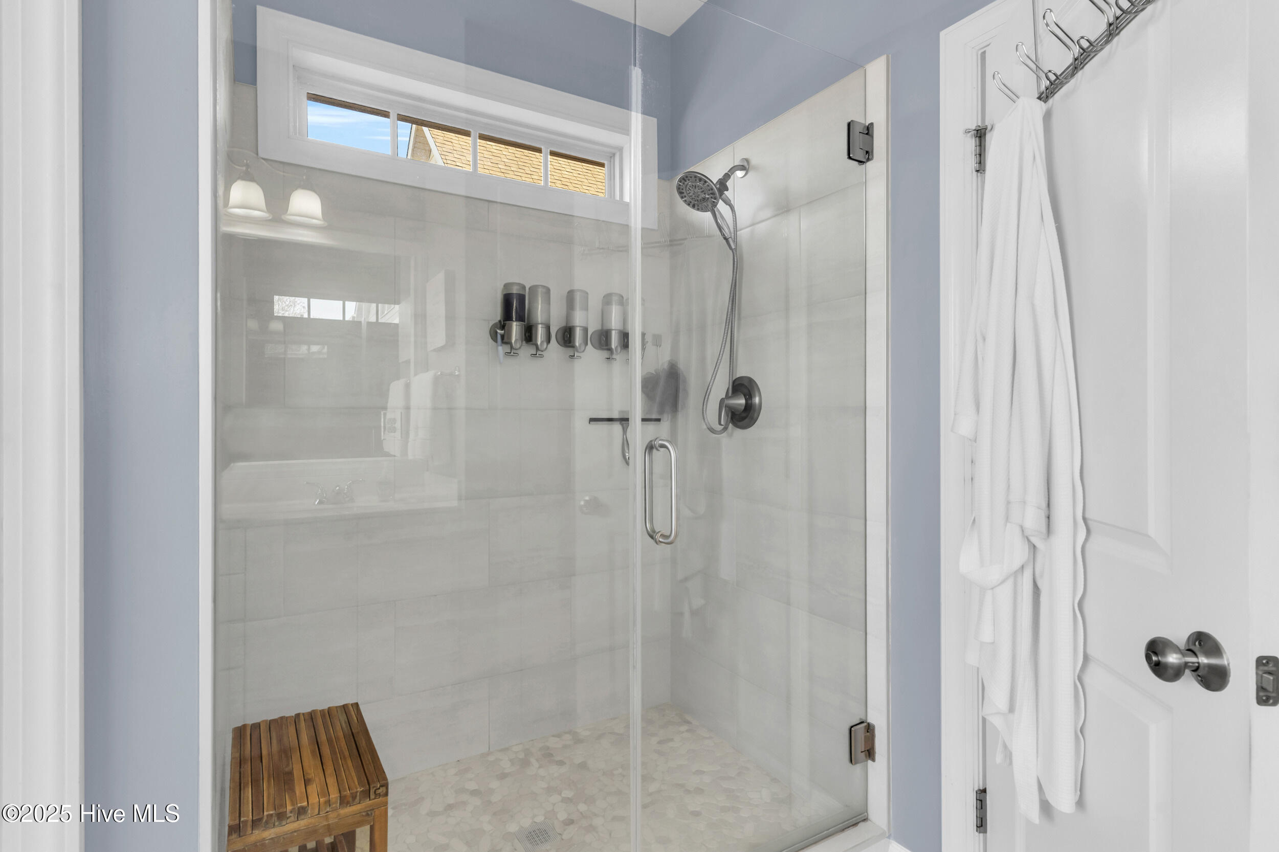 100543526 | Photo 20