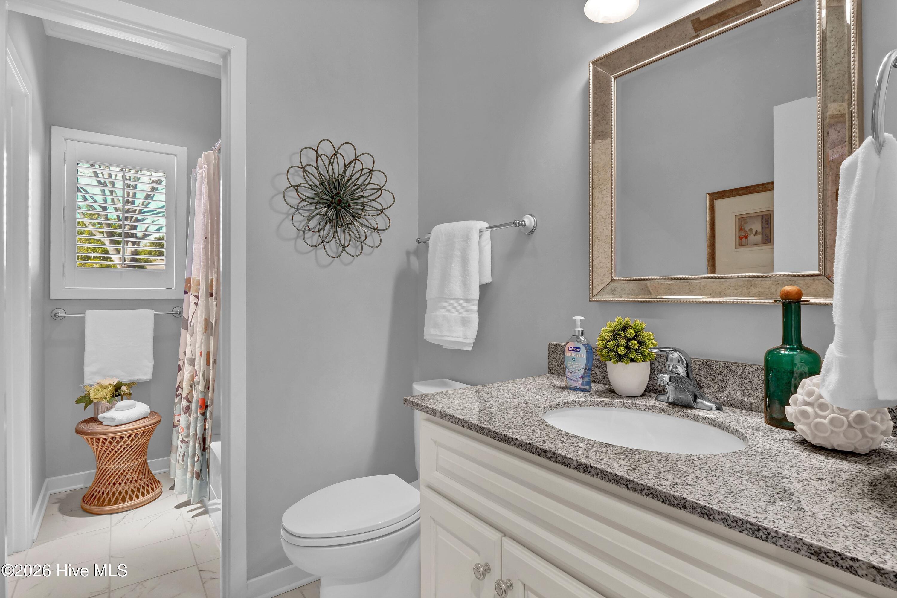 100555584 | Photo 20