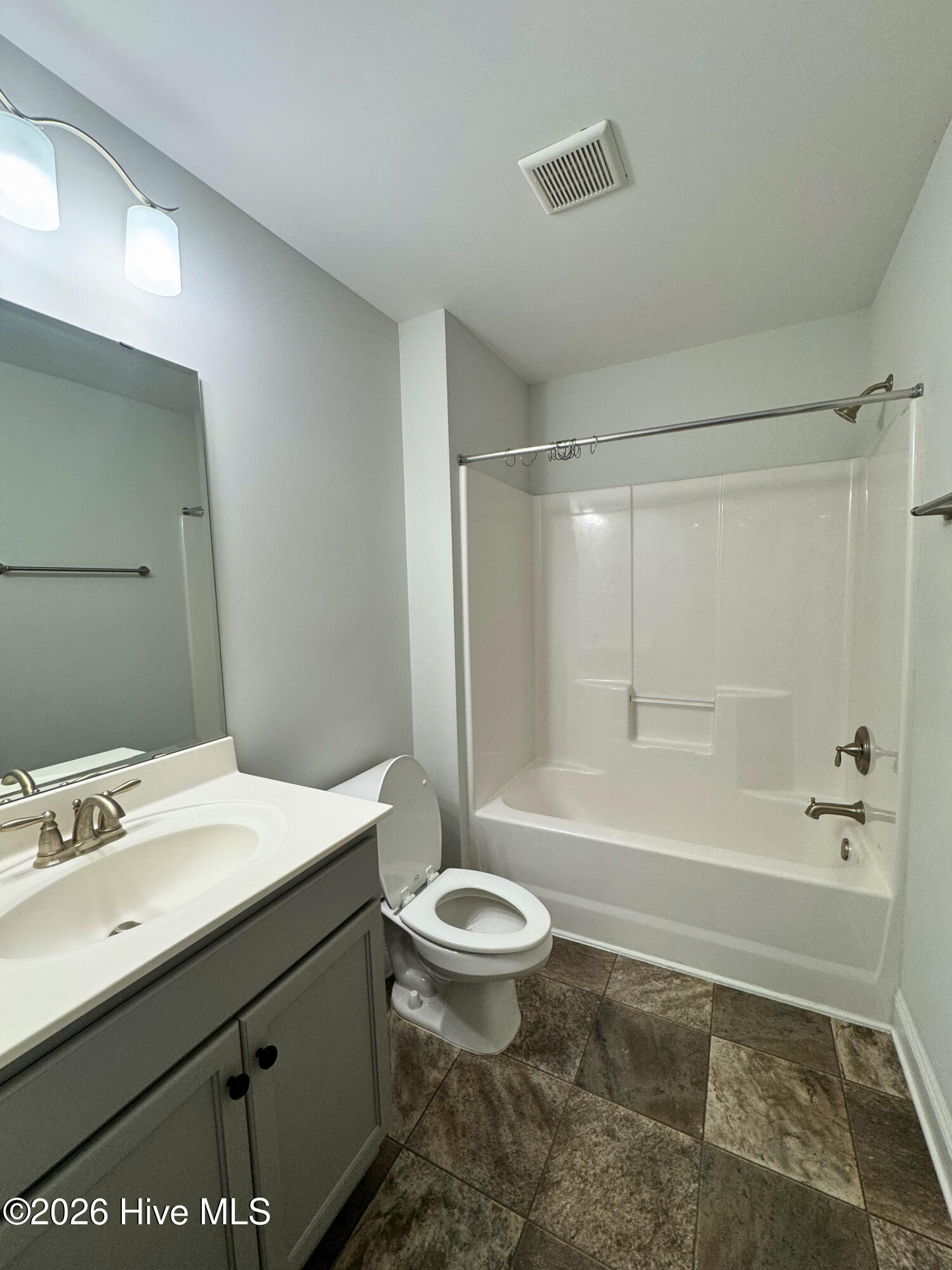 100566006 | Photo 13