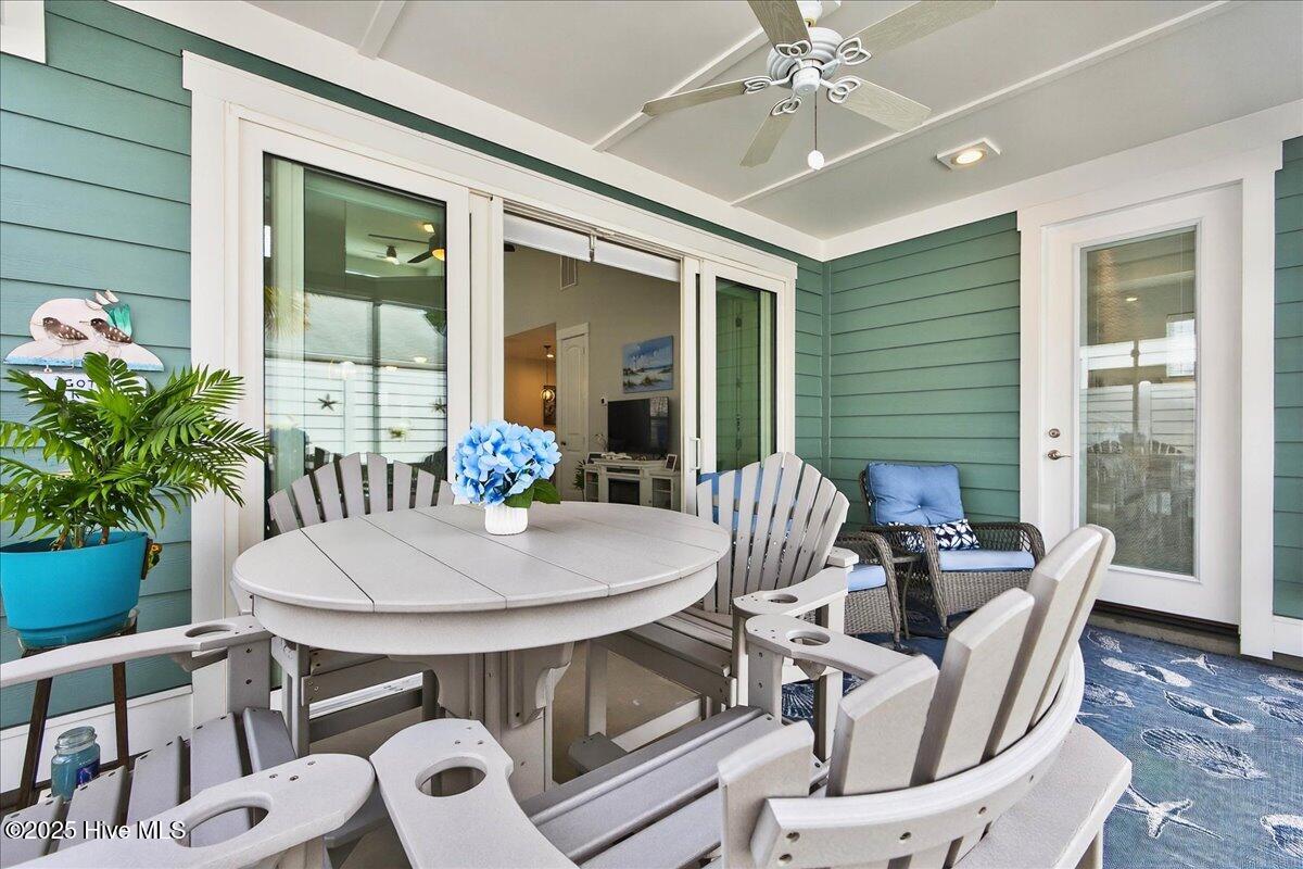 100524378 | Photo 47