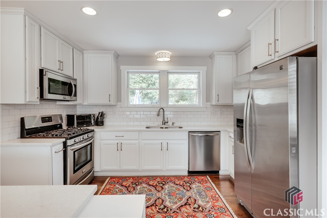 204 Gran Ellen Drive