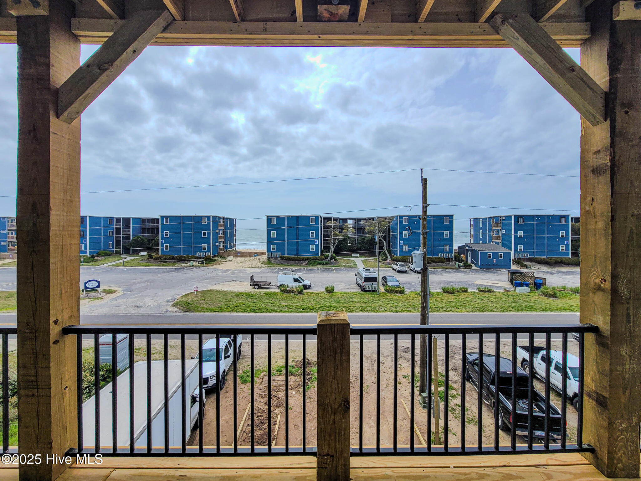 100500592 | Photo 26