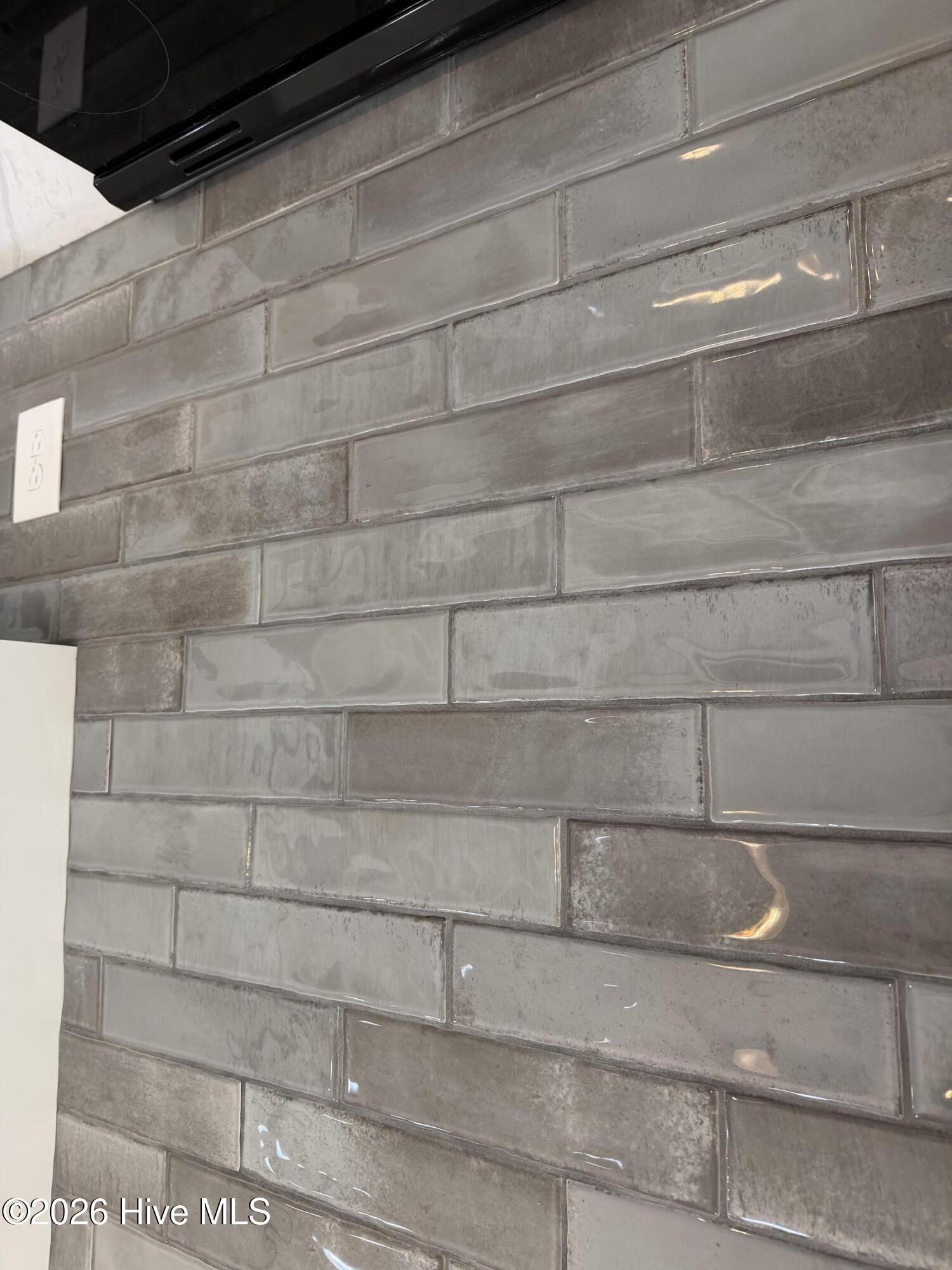 100568393 | Photo 10