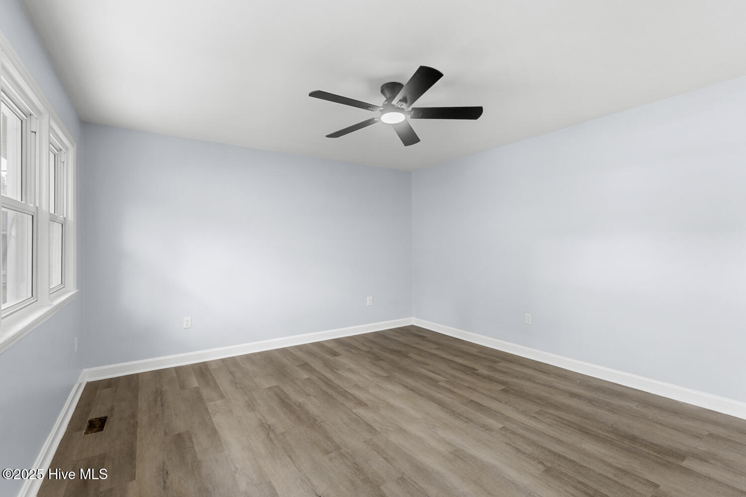 Homes for sale in Havelock, NC | 101 Pine Dale Rd, Havelock, NC 28532 | MLS# 100535495