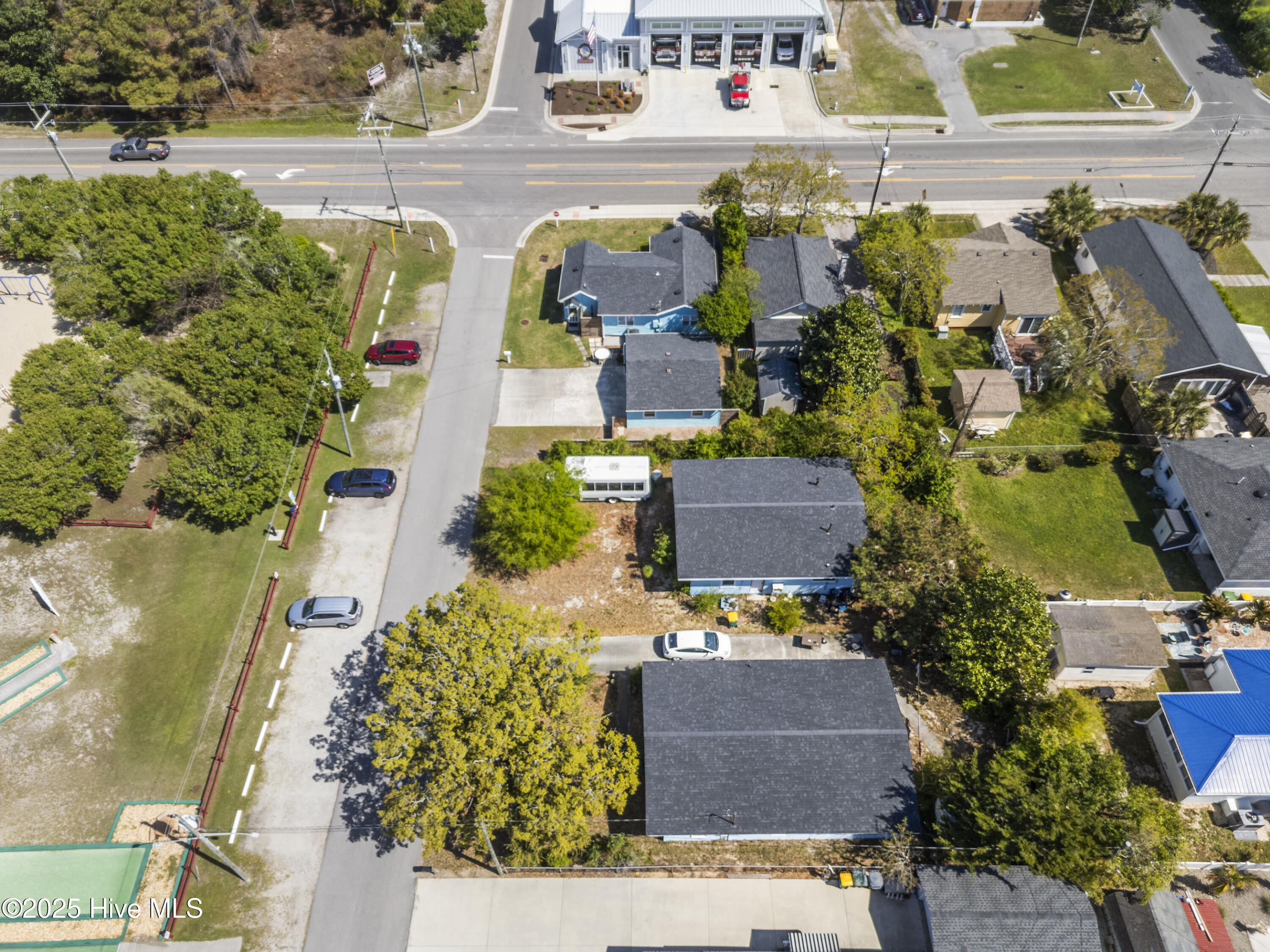 100499680 | Photo 11