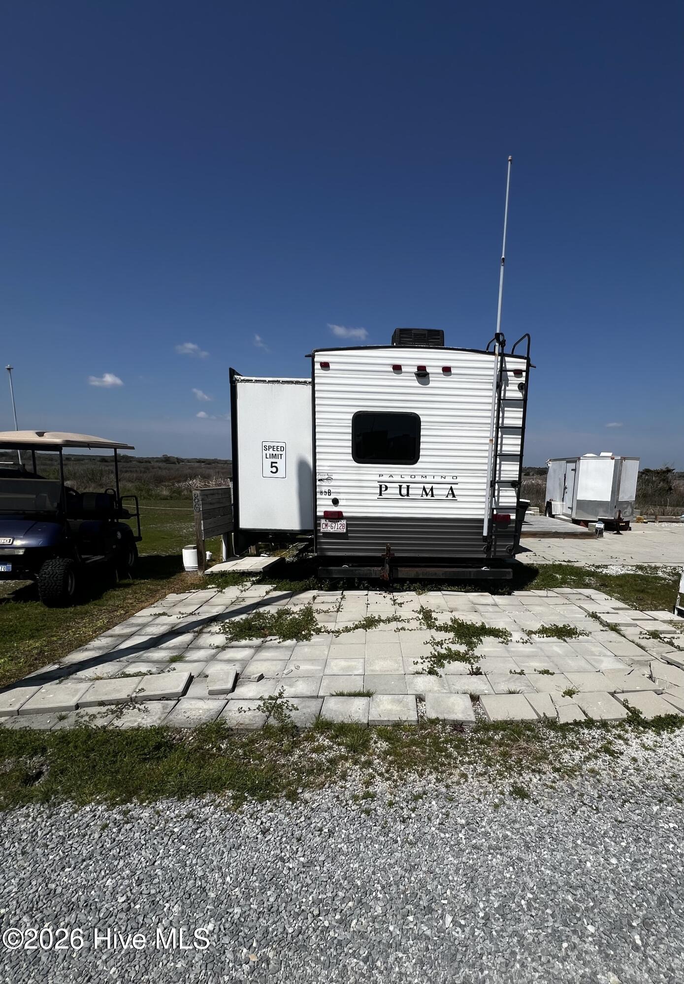 100562854 | Photo 13