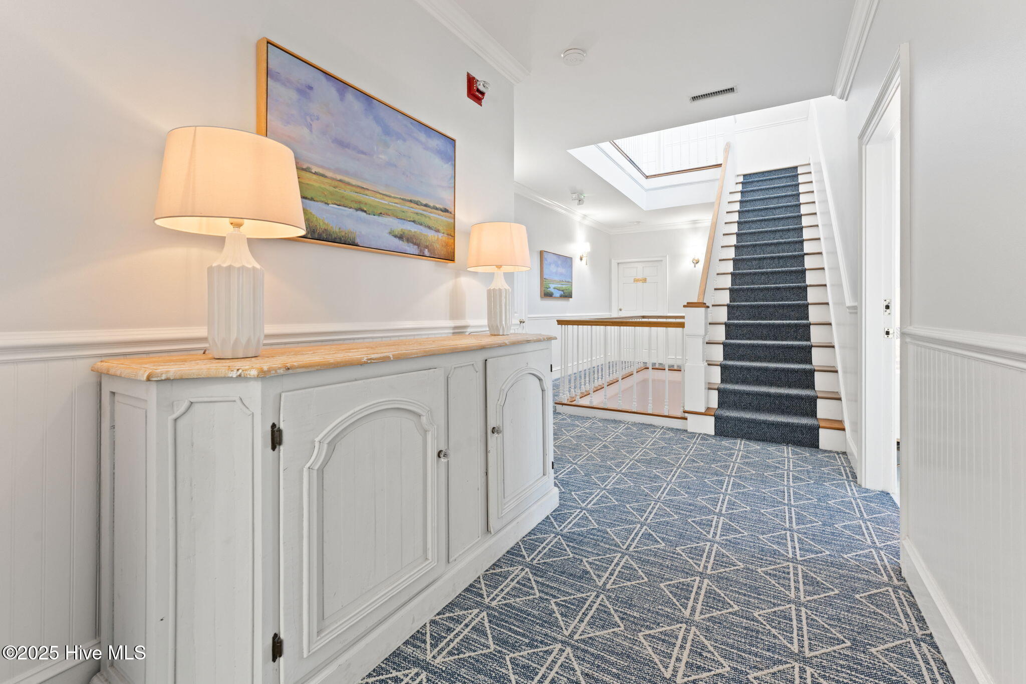 100548713 | Photo 18