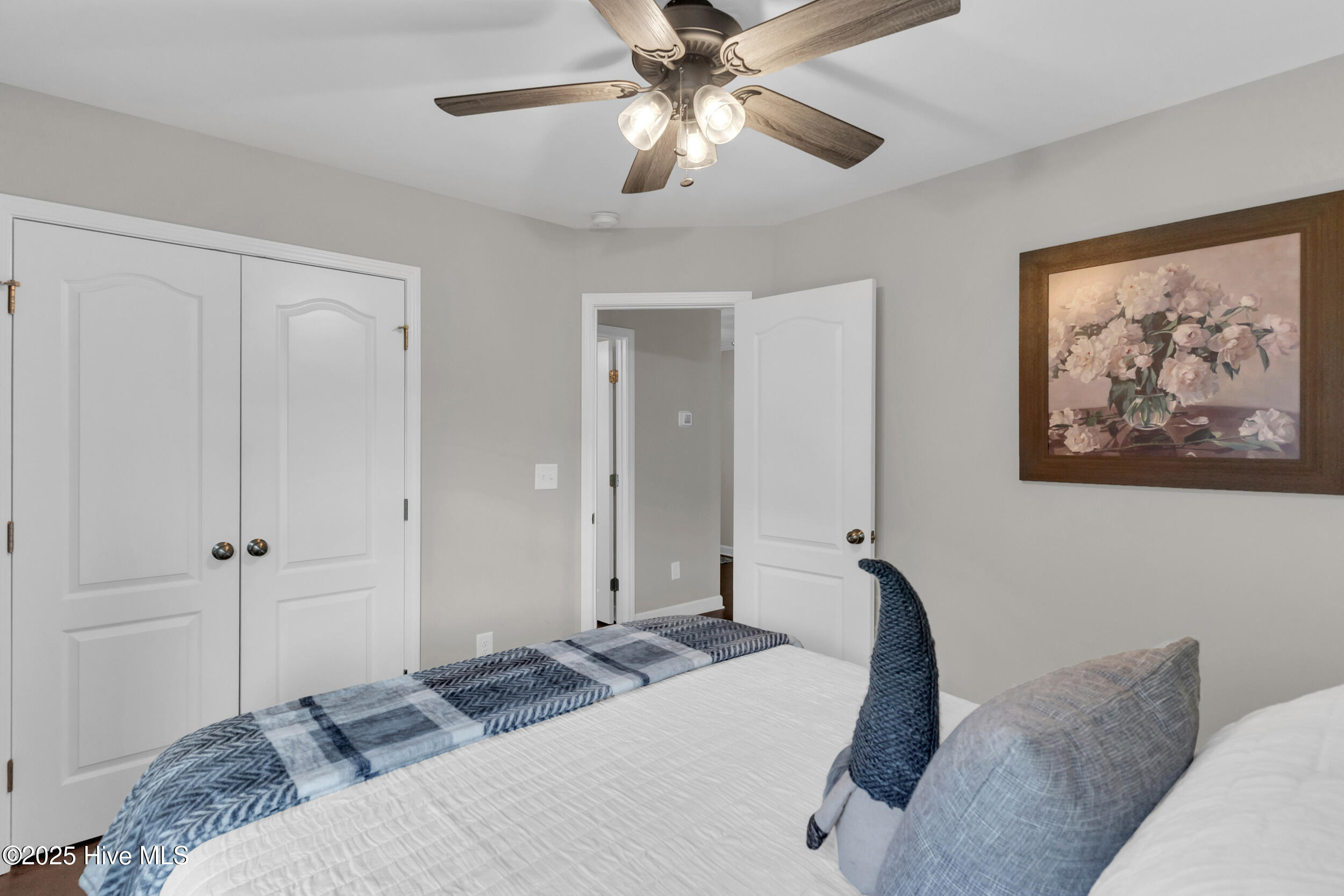 100539795 | Photo 25