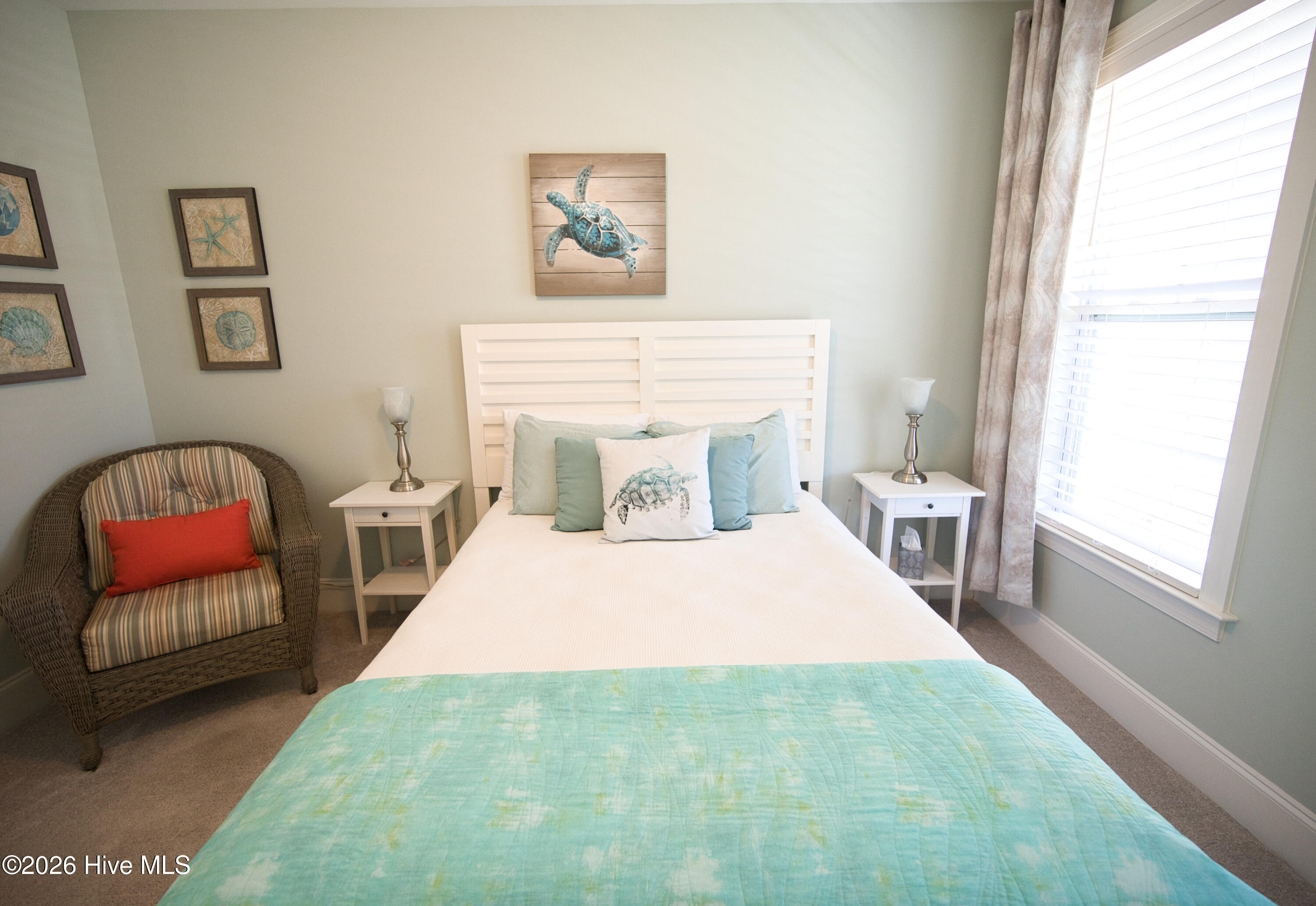 100567363 | Photo 31