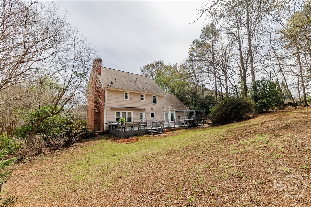 121 Ashbrook Drive