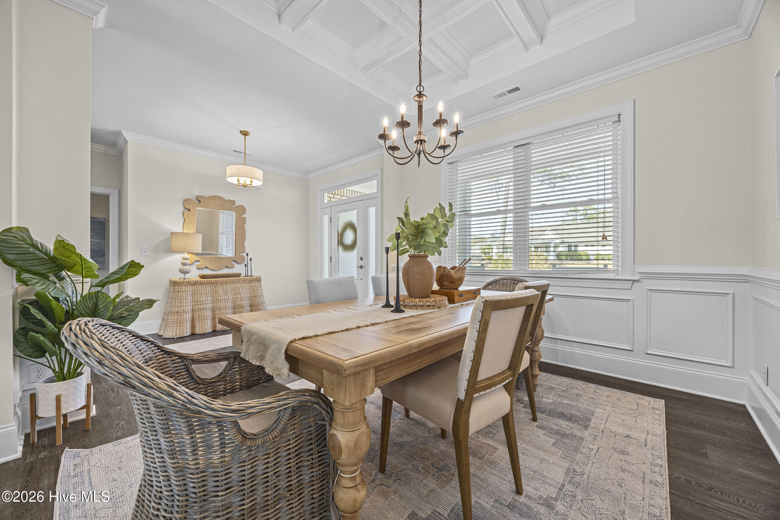 100550932 | Photo 15