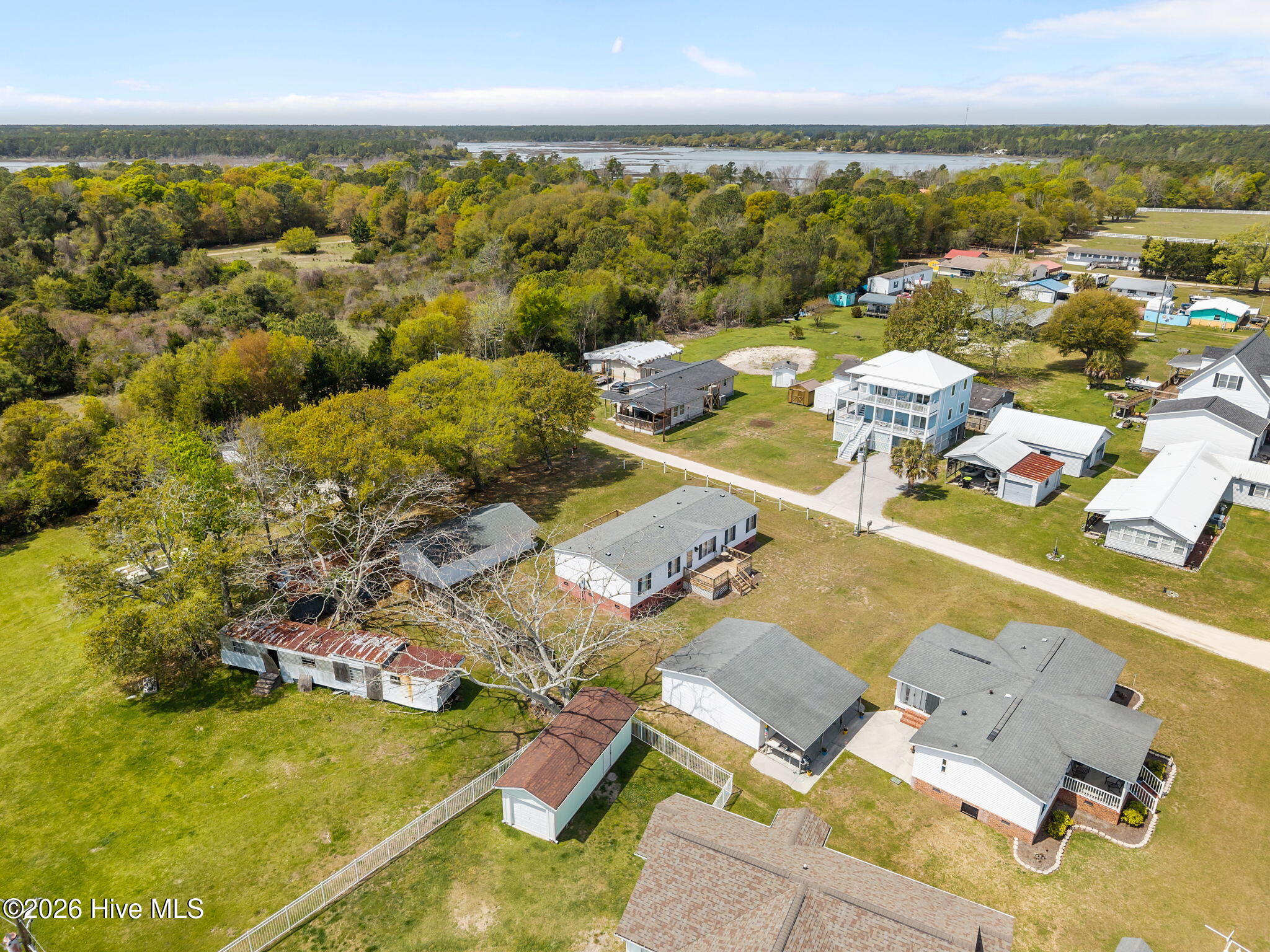 100566757 | Photo 43