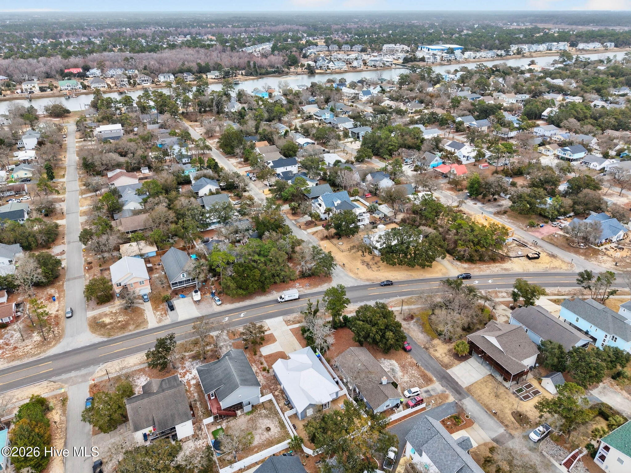 100557627 | Photo 49