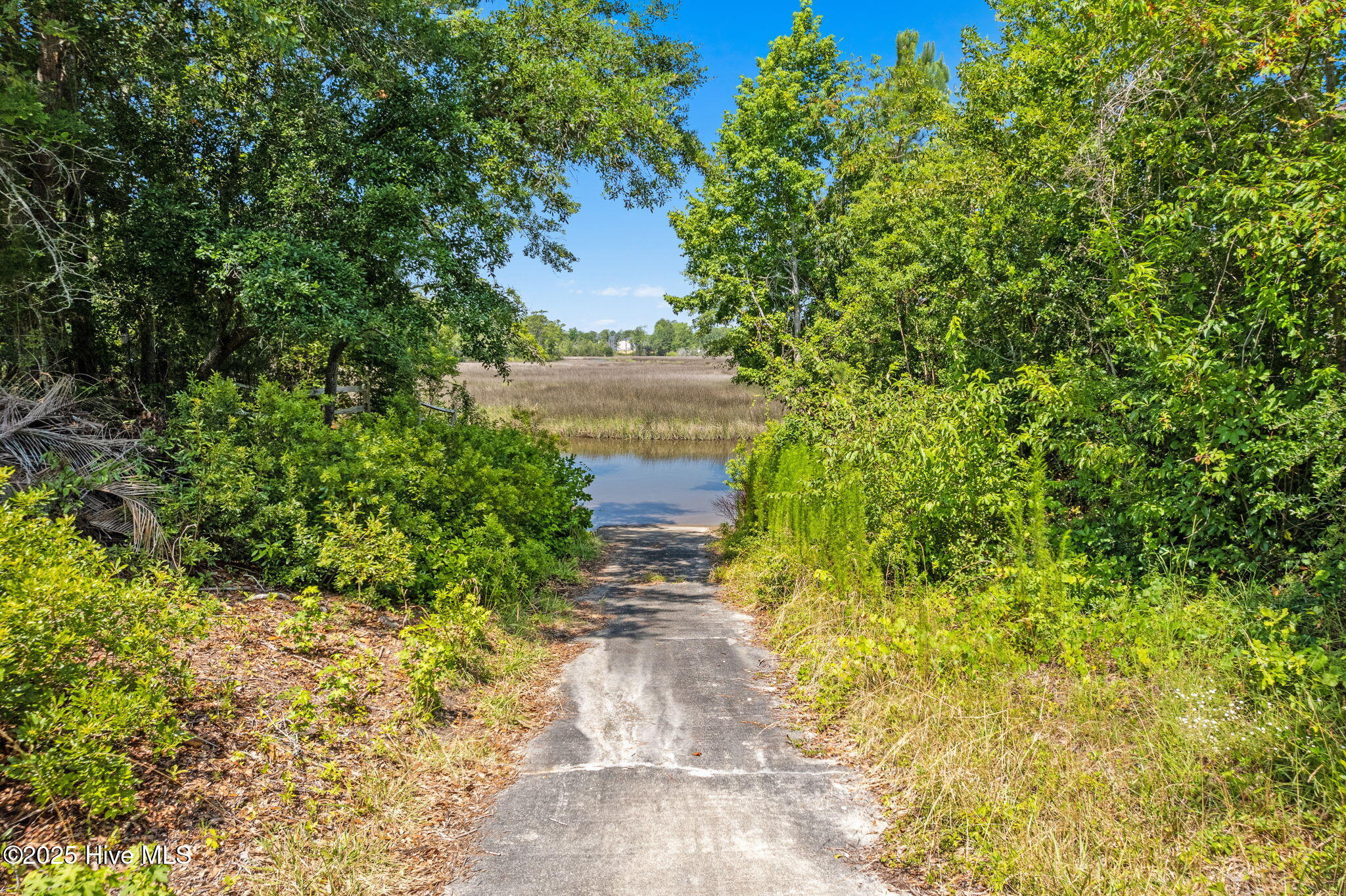 353 Sherrow River Drive SW