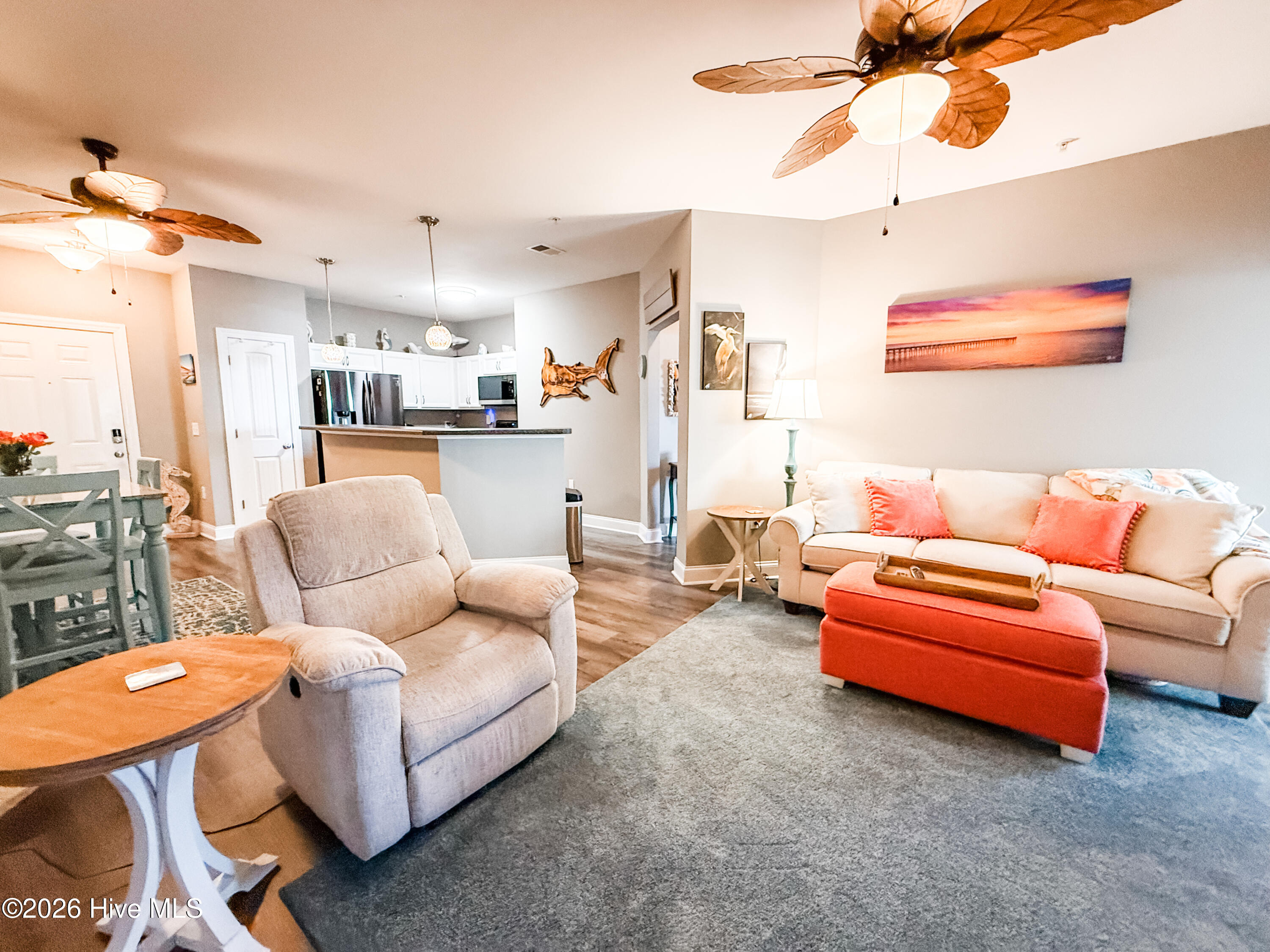 100554593 | Photo 14