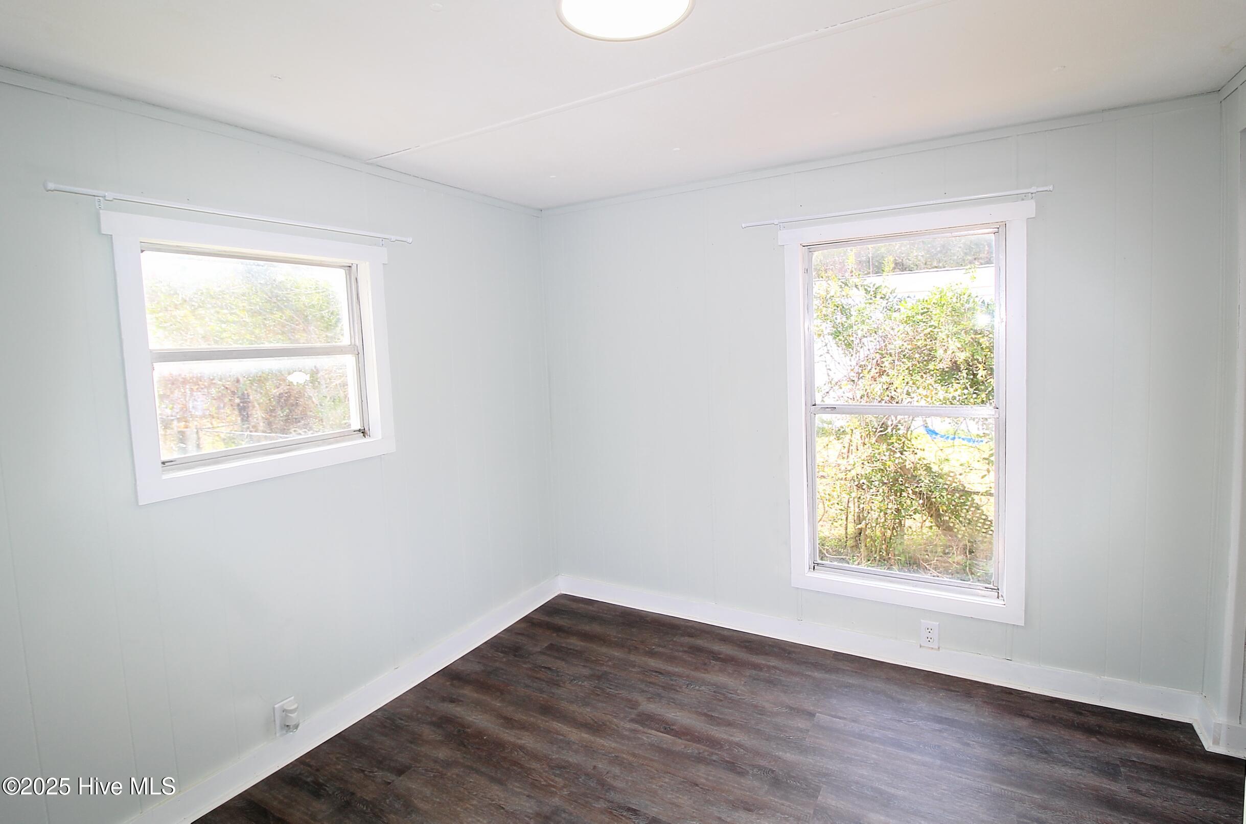 100544701 | Photo 10