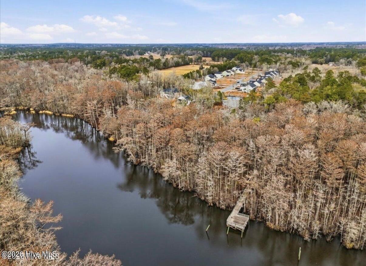 100558641 | Photo 42