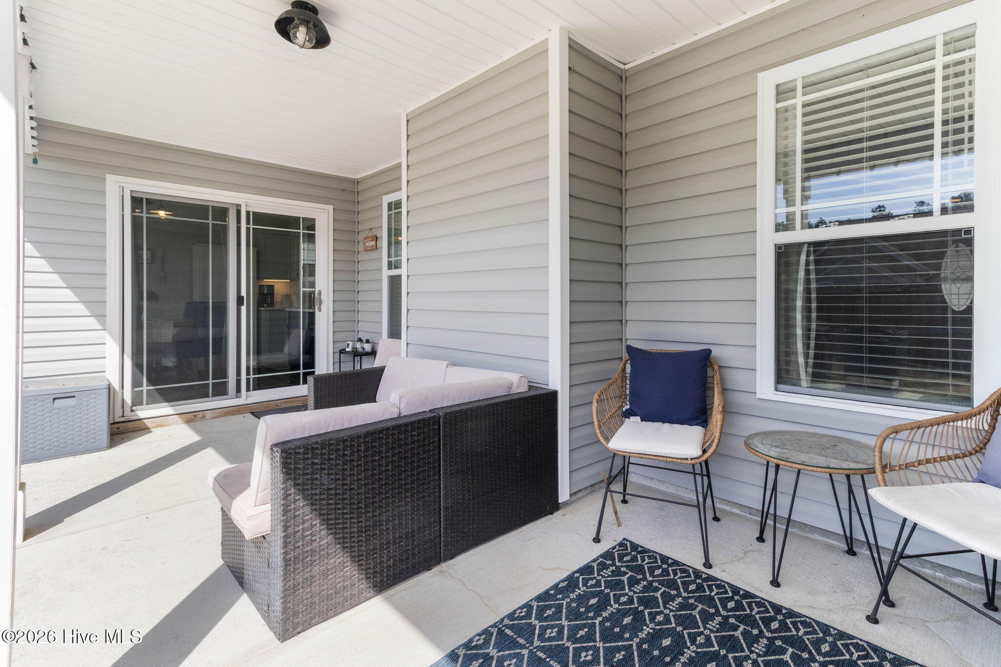 100556035 | Photo 32