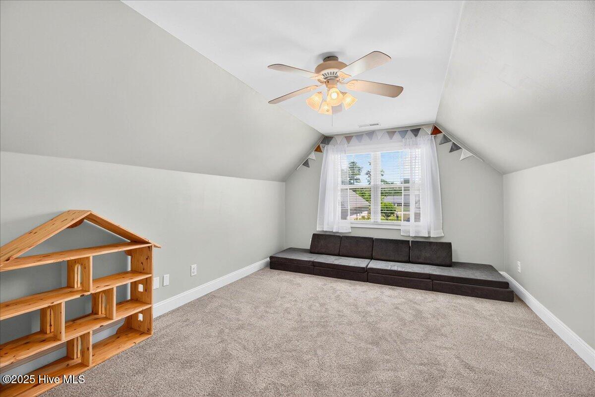 100516834 | Photo 27