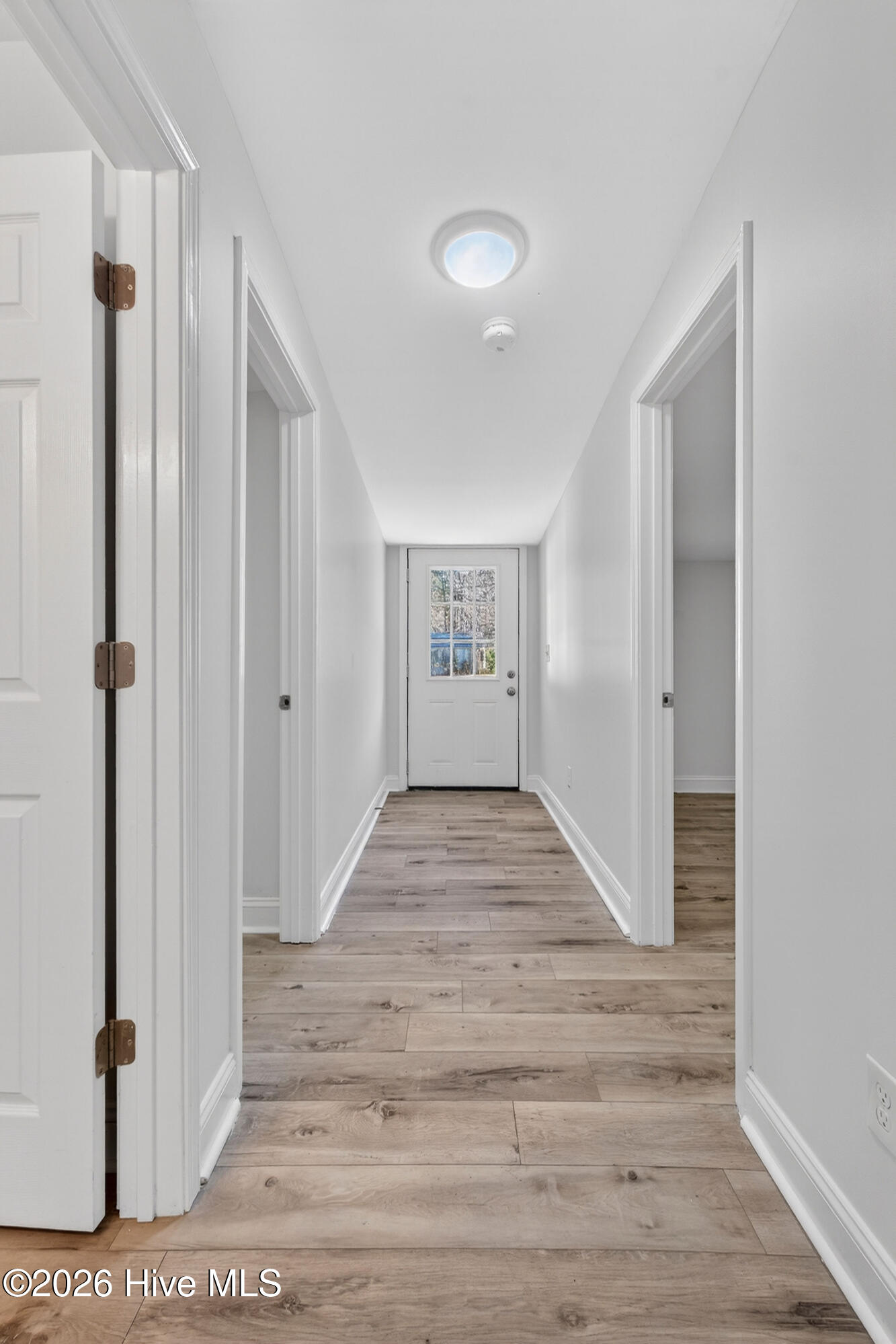 100550452 | Photo 16