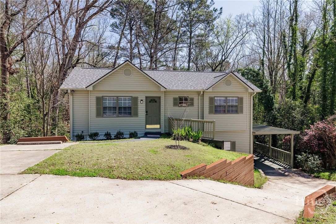 FEATURED LISTINGS