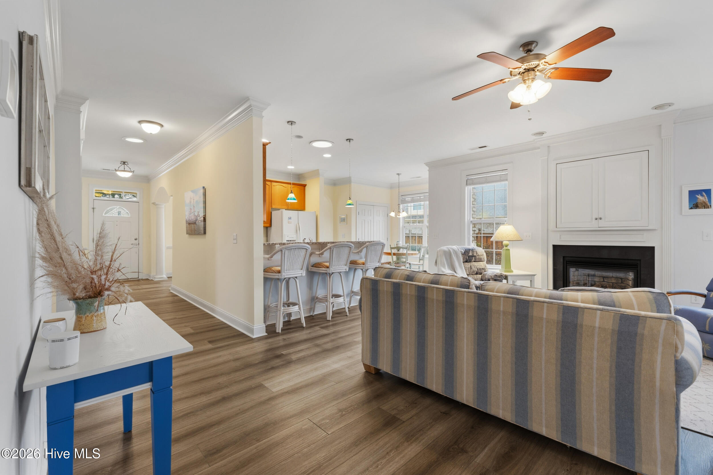 100557149 | Photo 17