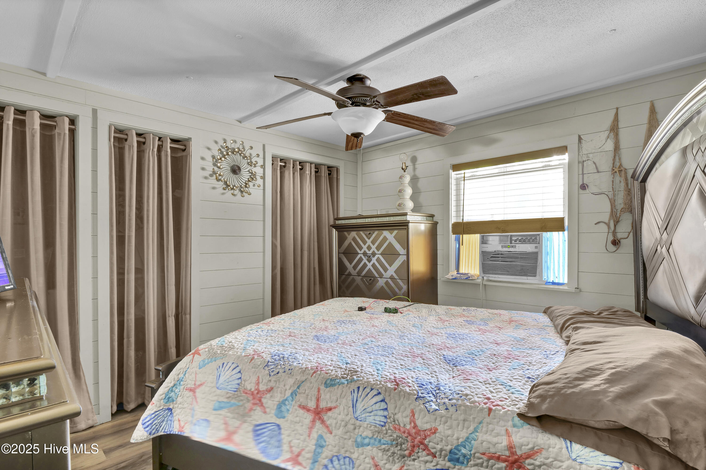 100522648 | Photo 12