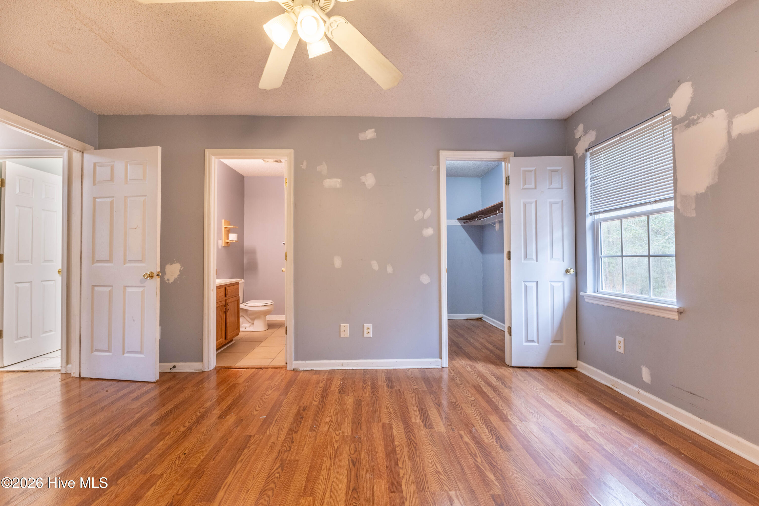 100556255 | Photo 16