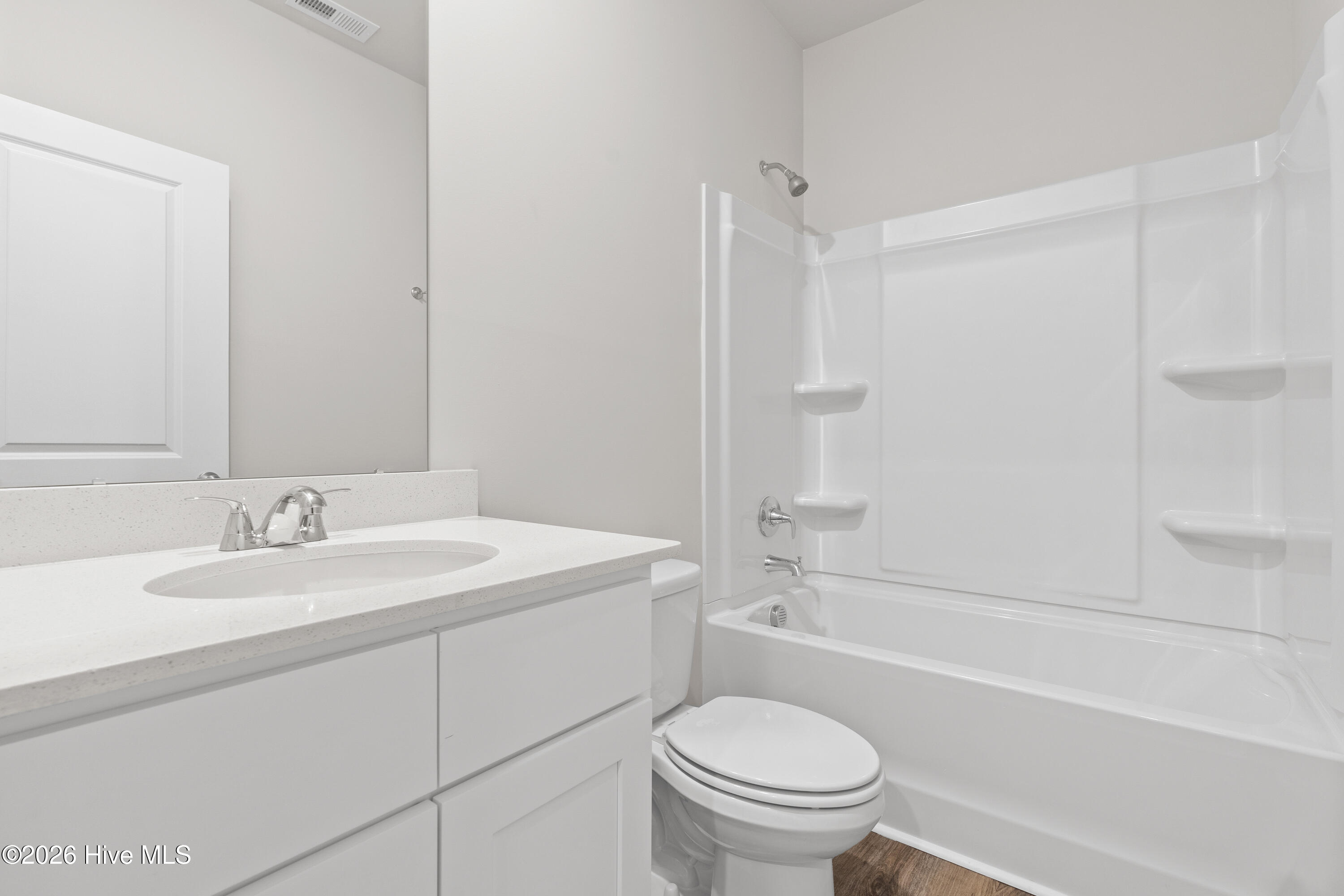 100567878 | Photo 10