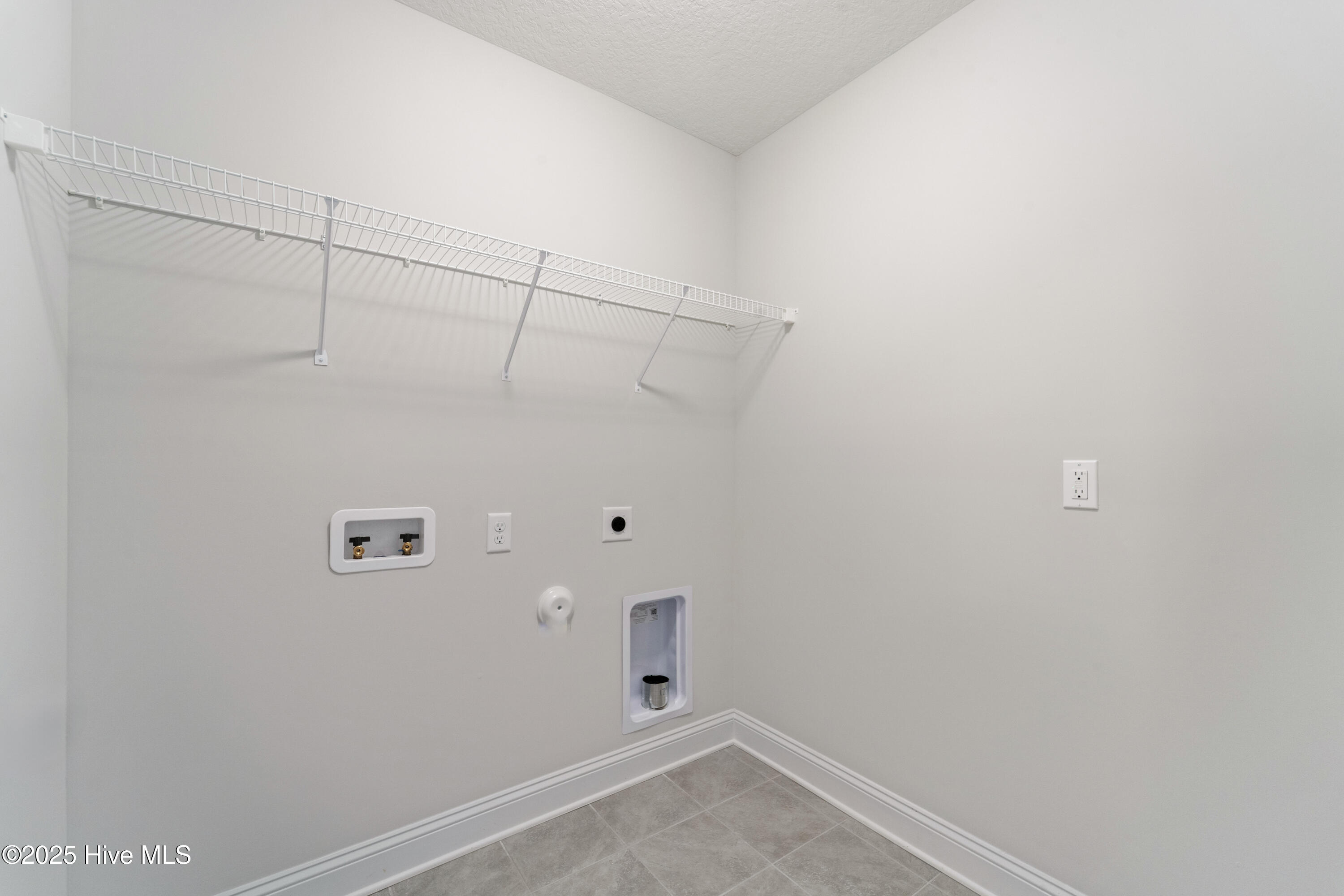 100512578 | Photo 30