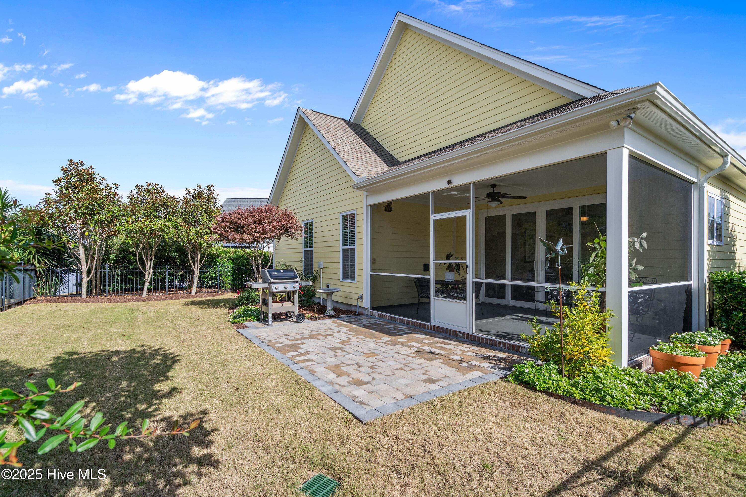 100539660 | Photo 60