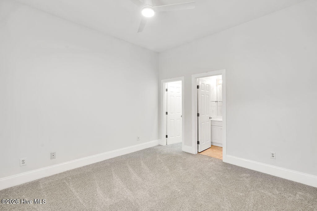 100562852 | Photo 20