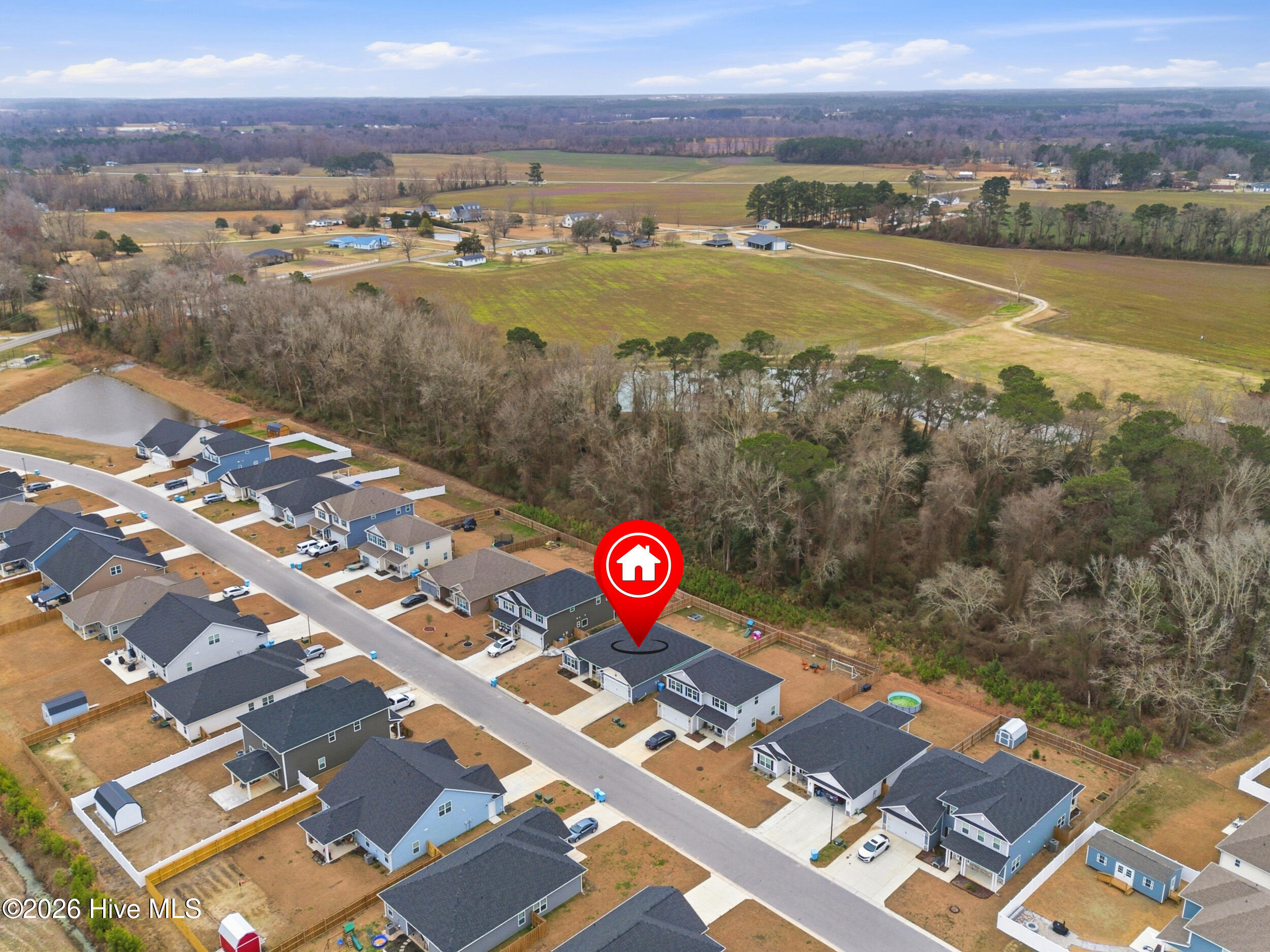 100557848 | Photo 38