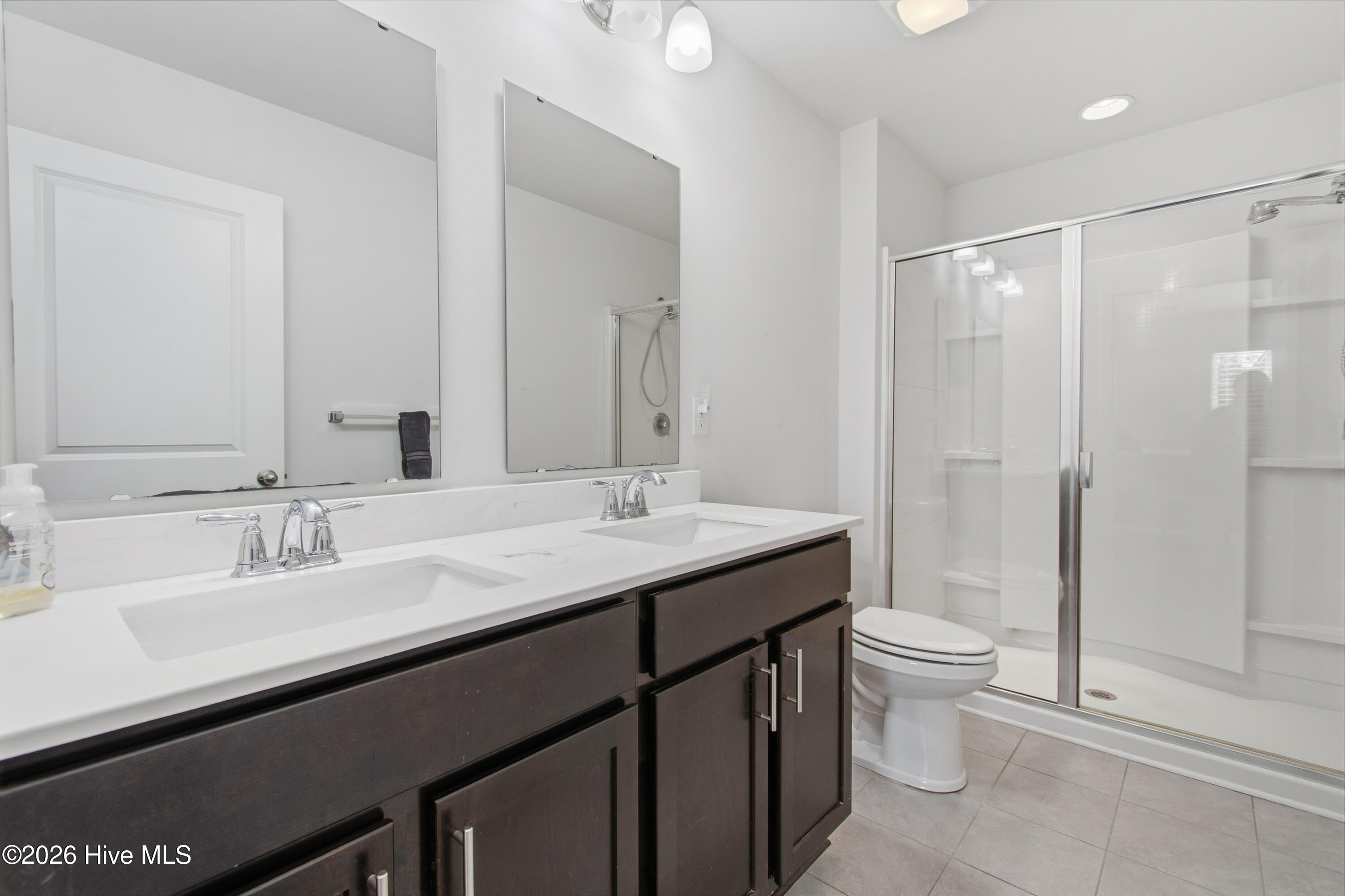 100554412 | Photo 14